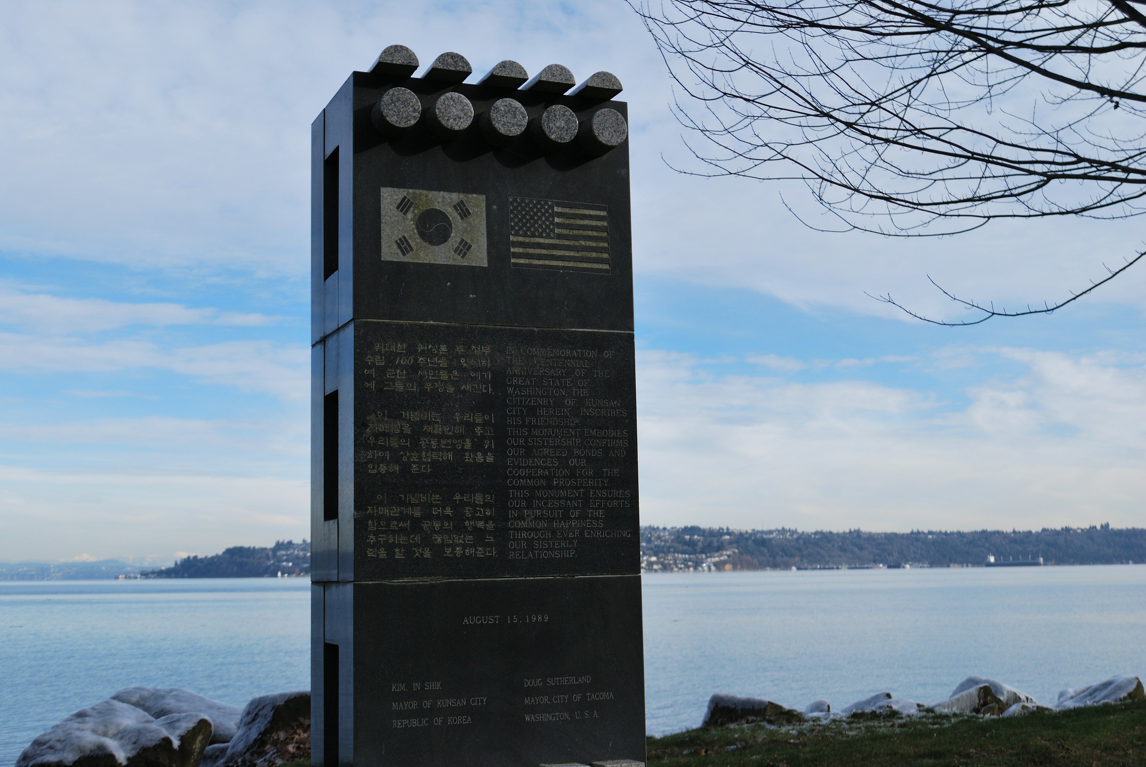 Hans Nielsen Hauge Monument