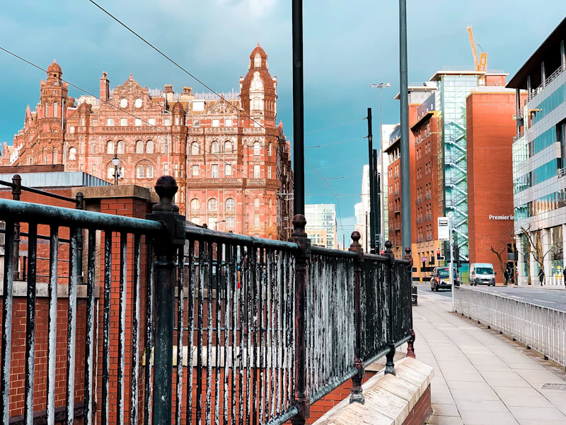 Cafes With the Fastest Wifi in Manchester (Speeds Actually Tested)