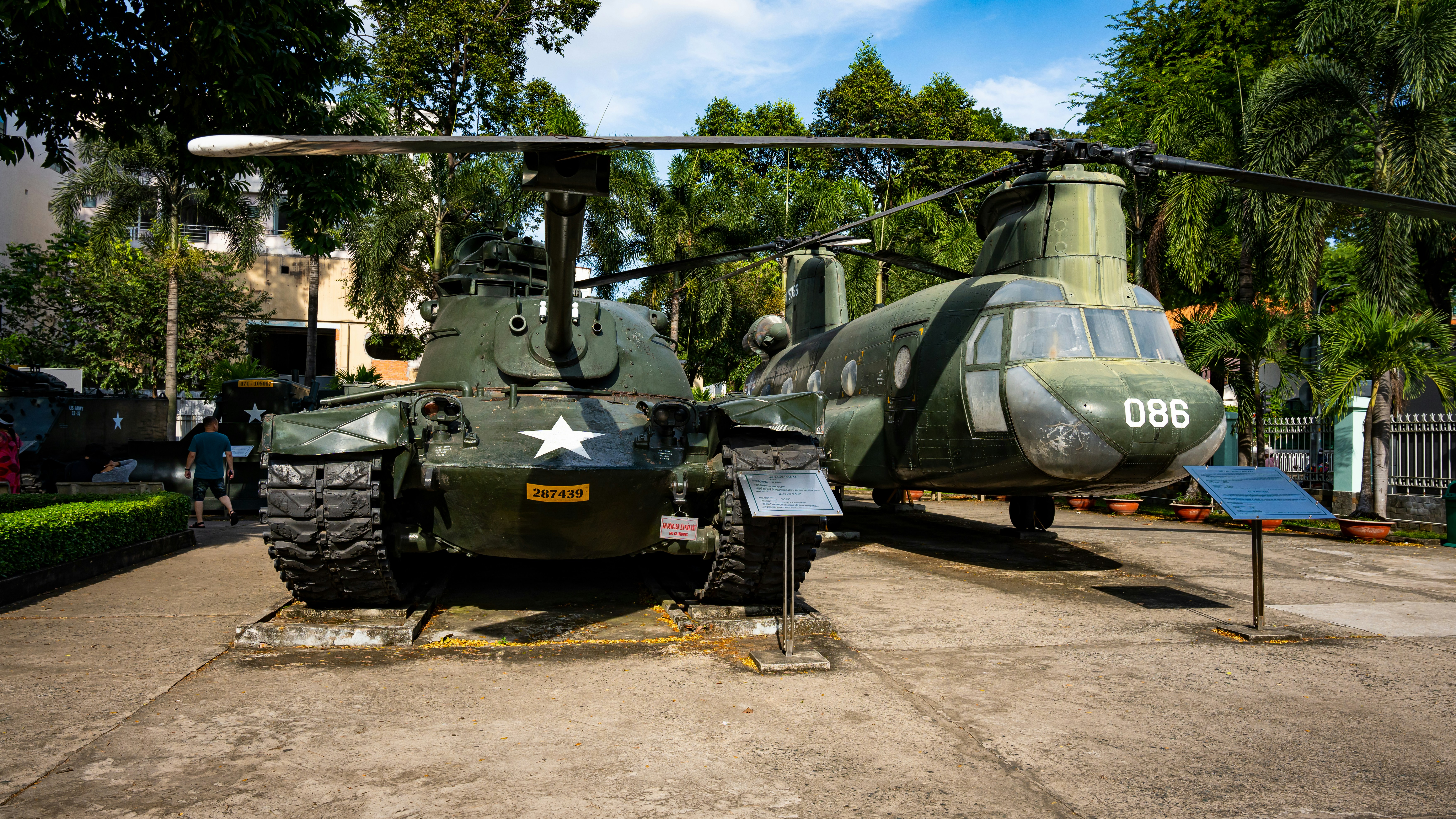 vietnam war jungle helicopter, wallpaper, Taktik AS dalam Perang Vietnam: Analisis Strategi dan Kegagalannya 3