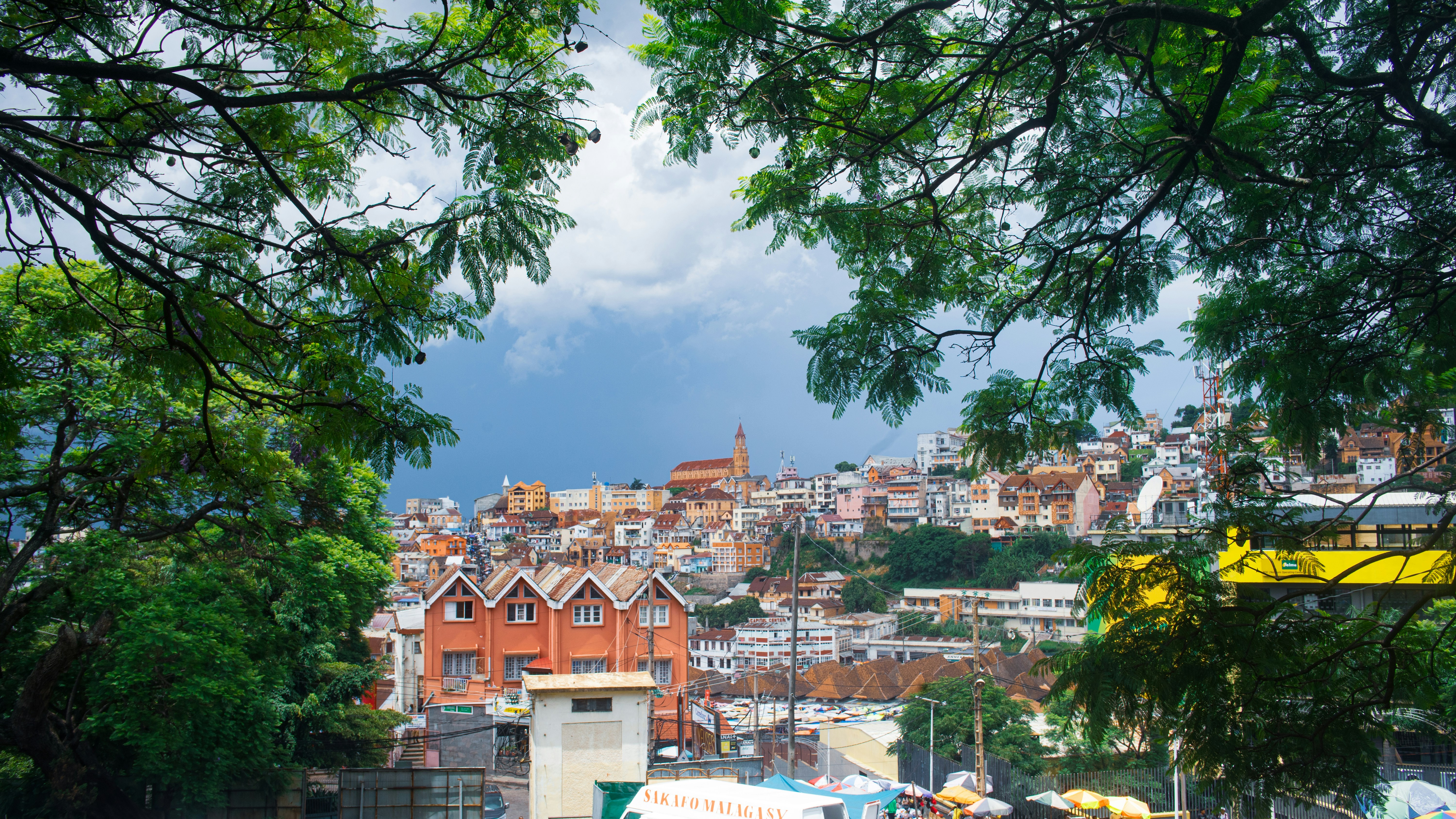 Best Cafes to Work From in Governador Newton Bello (2026)