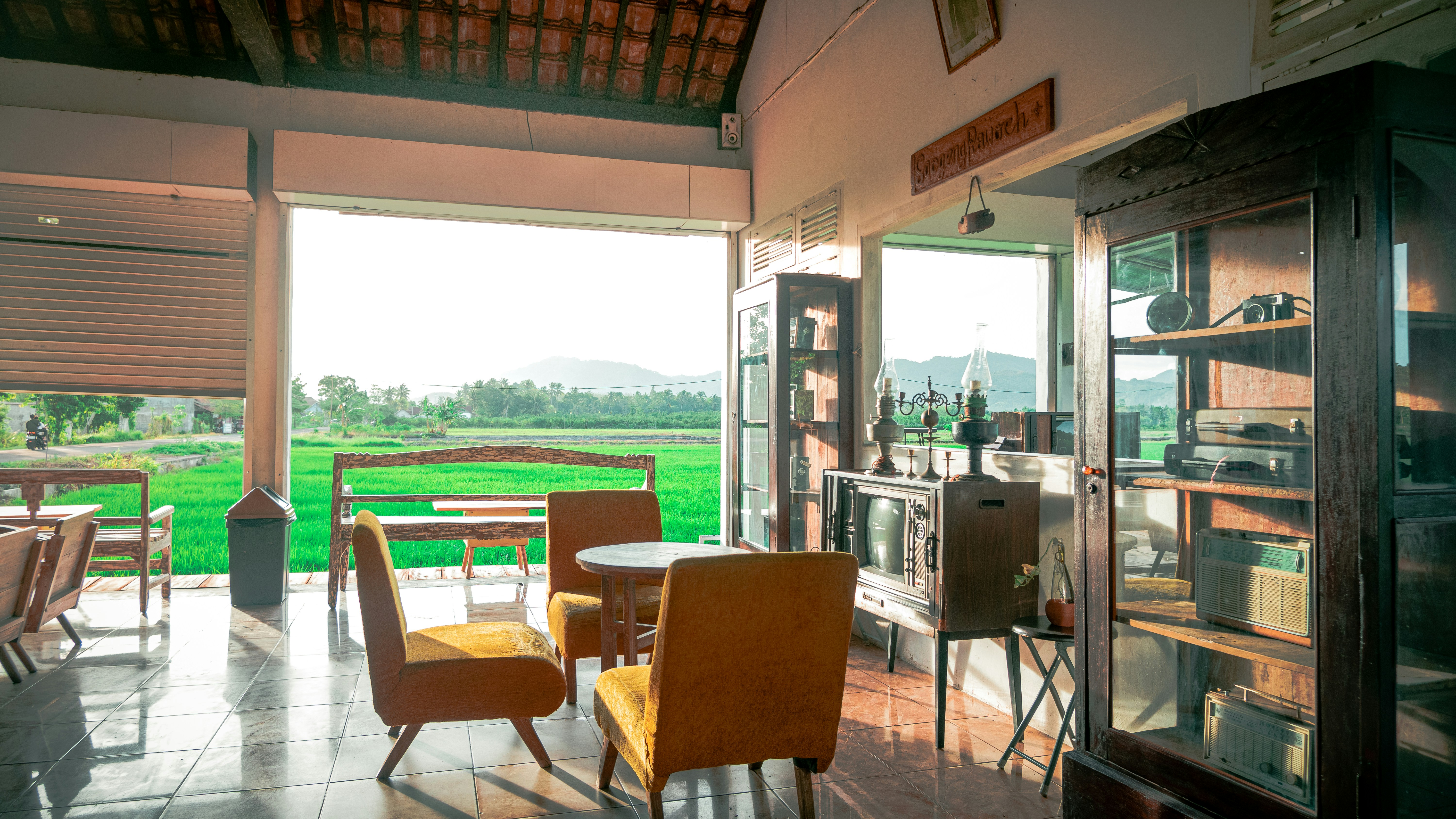 Photo by deafebrianoyuvica