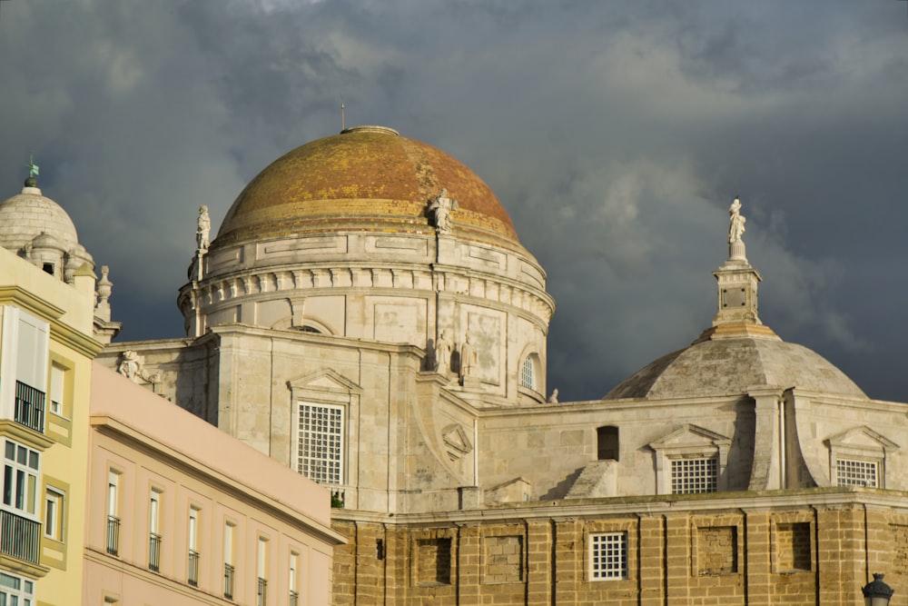 a large building with a dome on top of it