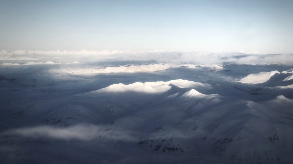 飛行機から見た雪山並み