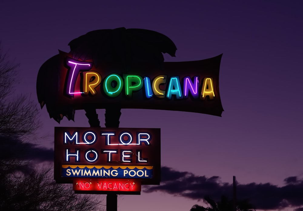 des années 1940-vintage Tropicana « hôtel à moteur » signe