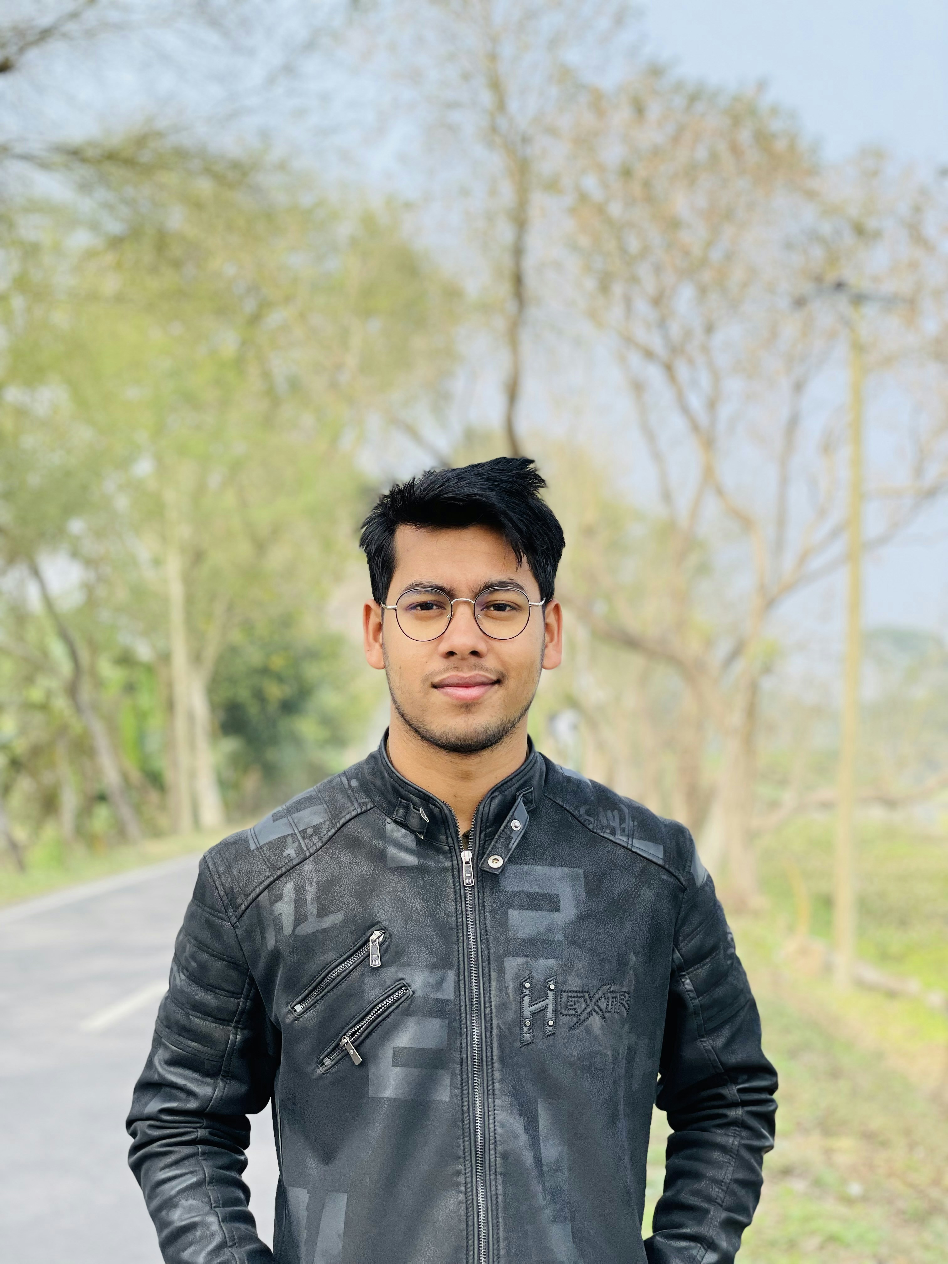 Photo by rabinkazieasin