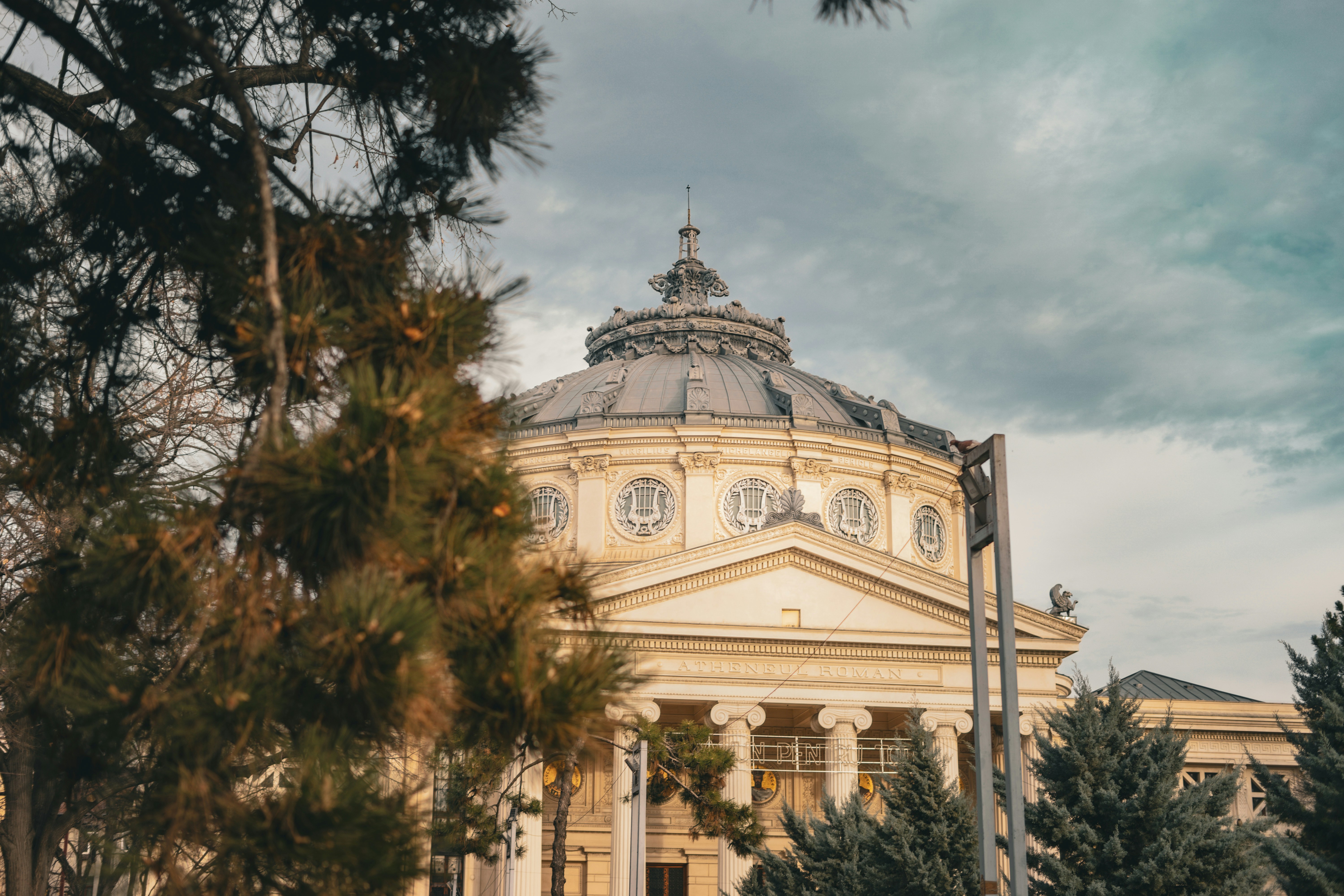 a large building with a dome on top of it