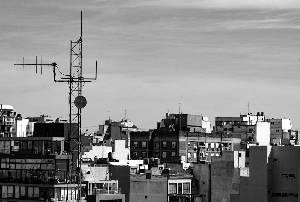 a black and white photo of a city skyline