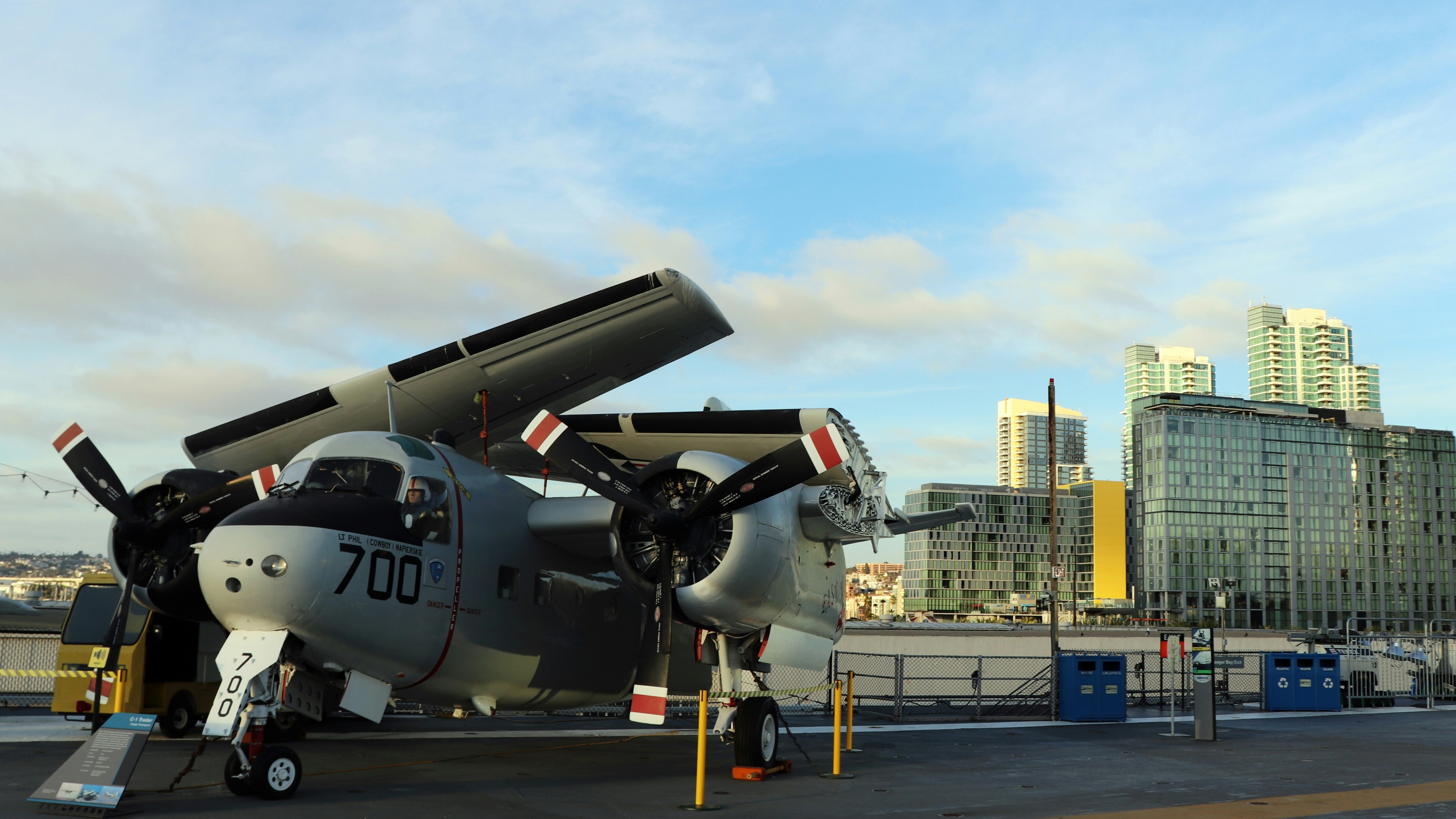 Tableau Toile Avion DC3 Vintage 160x40cm - Décoration Murale Style Rétro Argenté