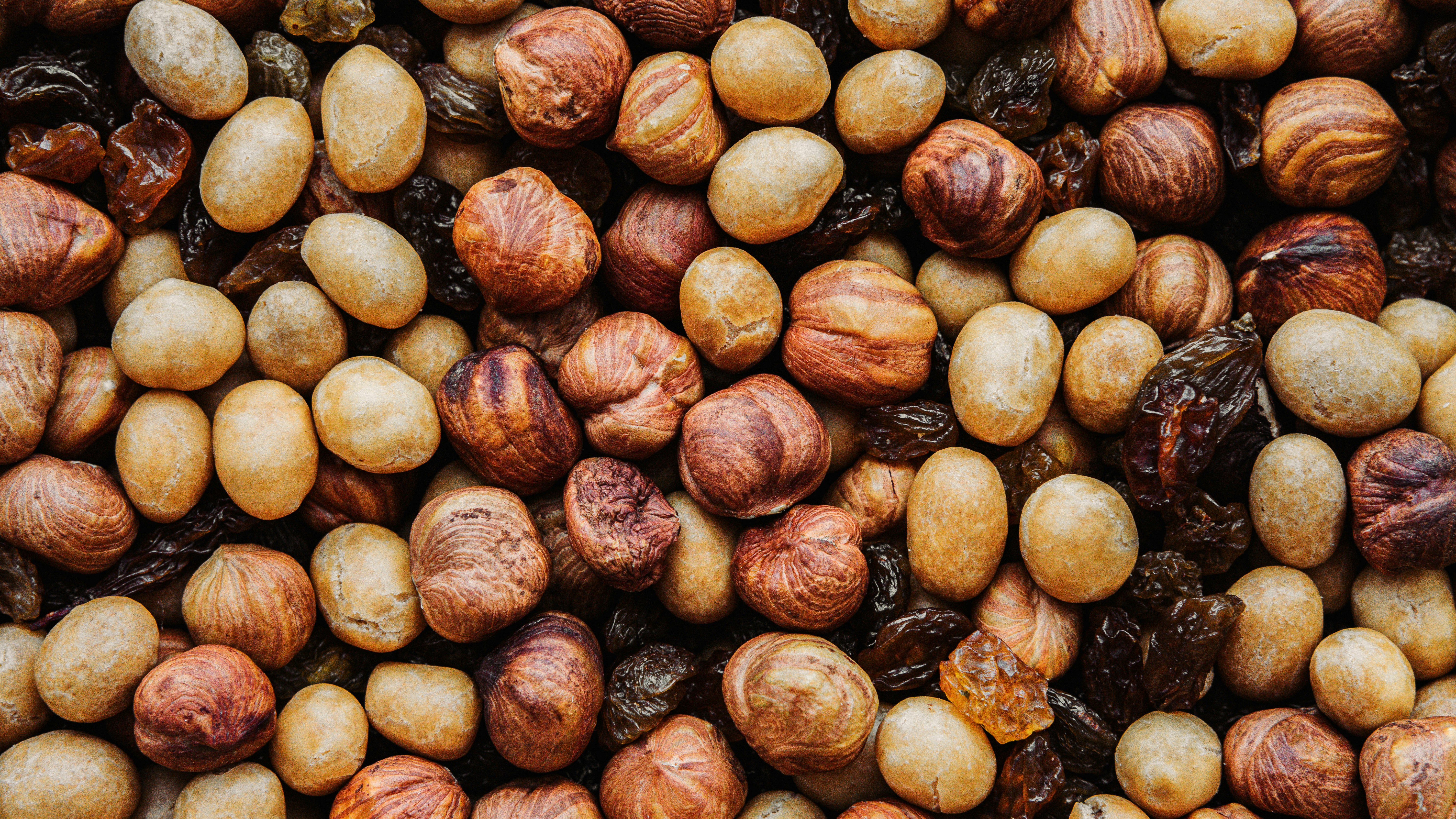 Oxalates in Nuts and Seeds: What You Should Know — 6 Expert Facts