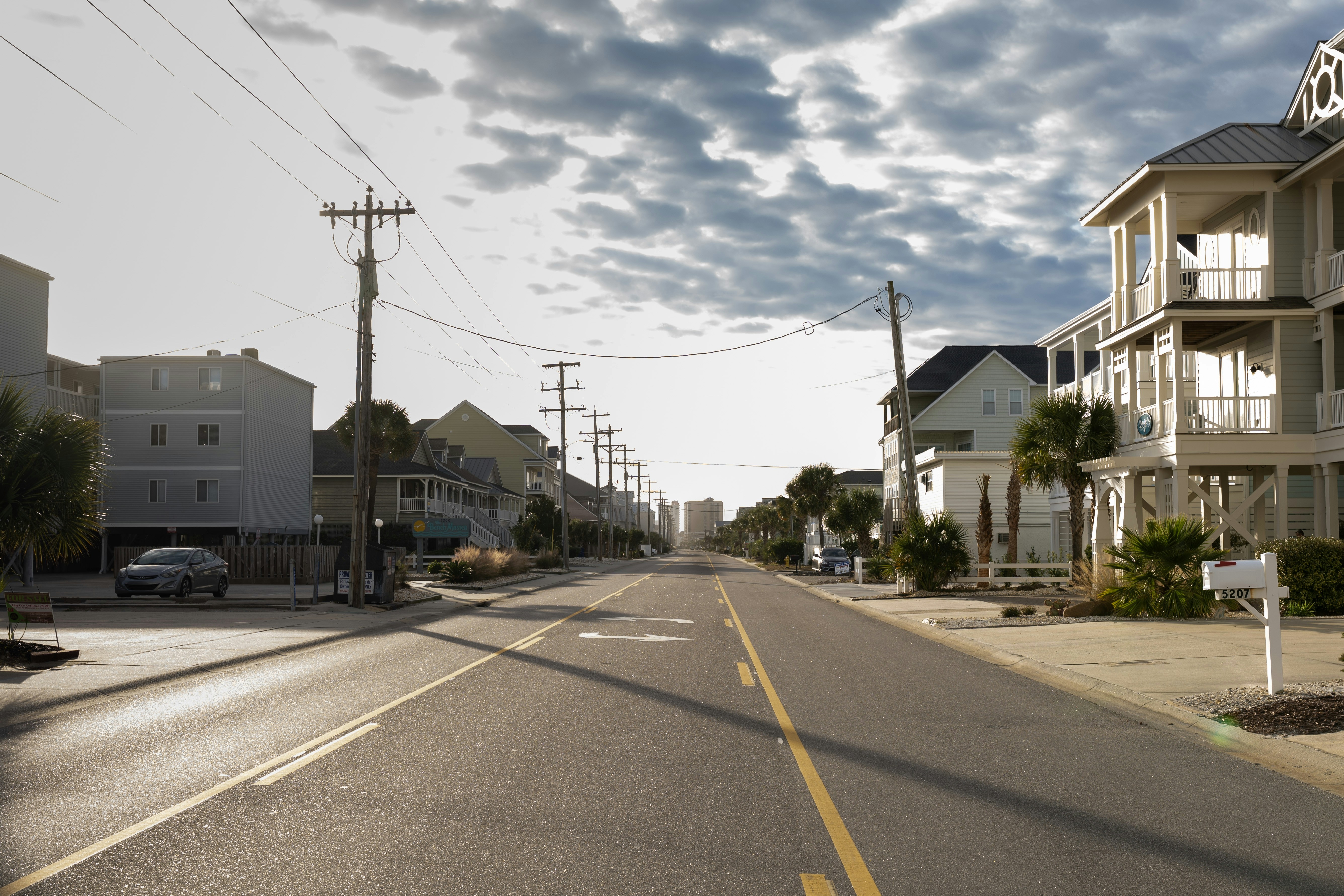Best Neighborhoods in West Pensacola for Working Abroad