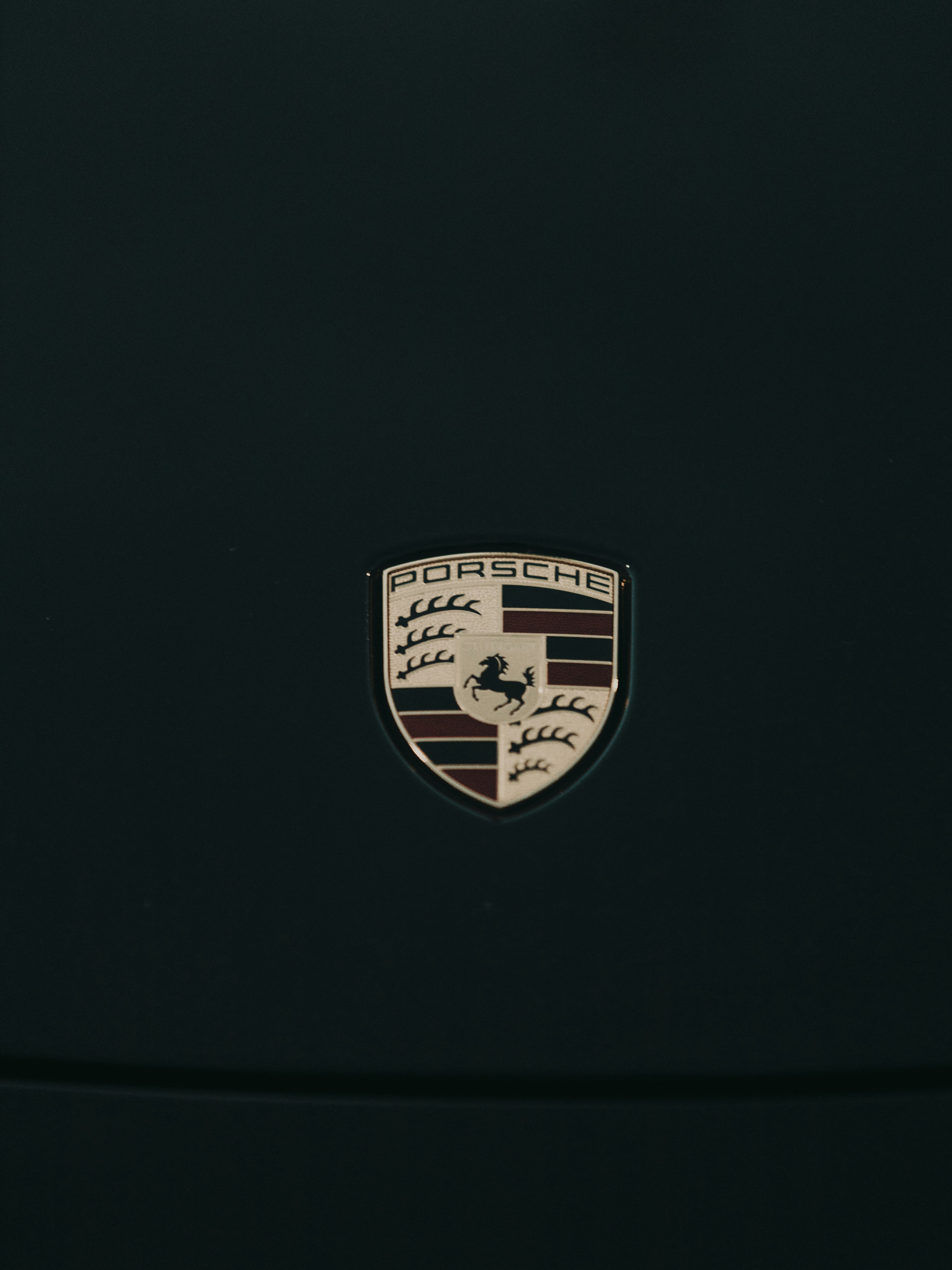 a close up of the emblem on a car