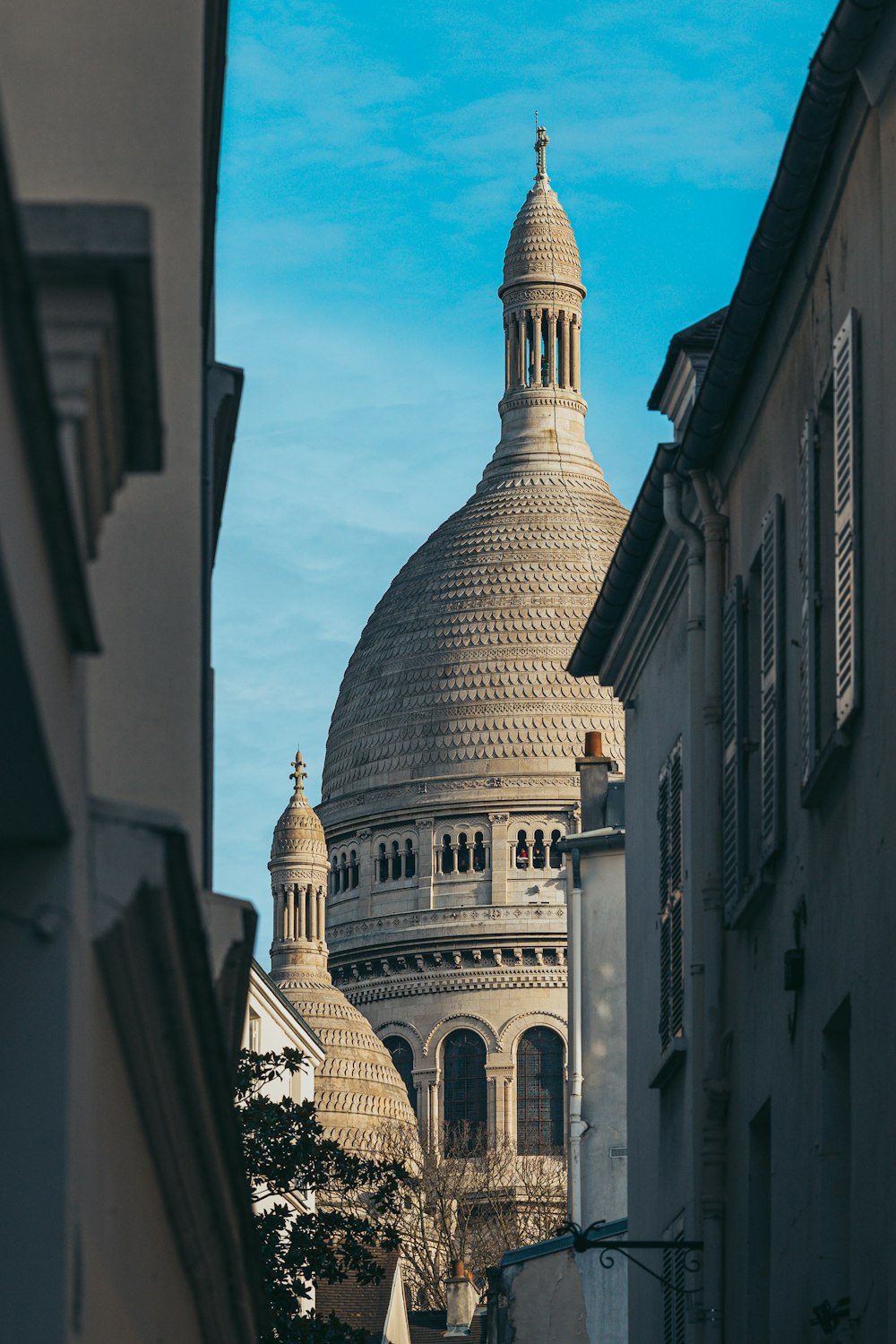 the dome of a building with a clock on it