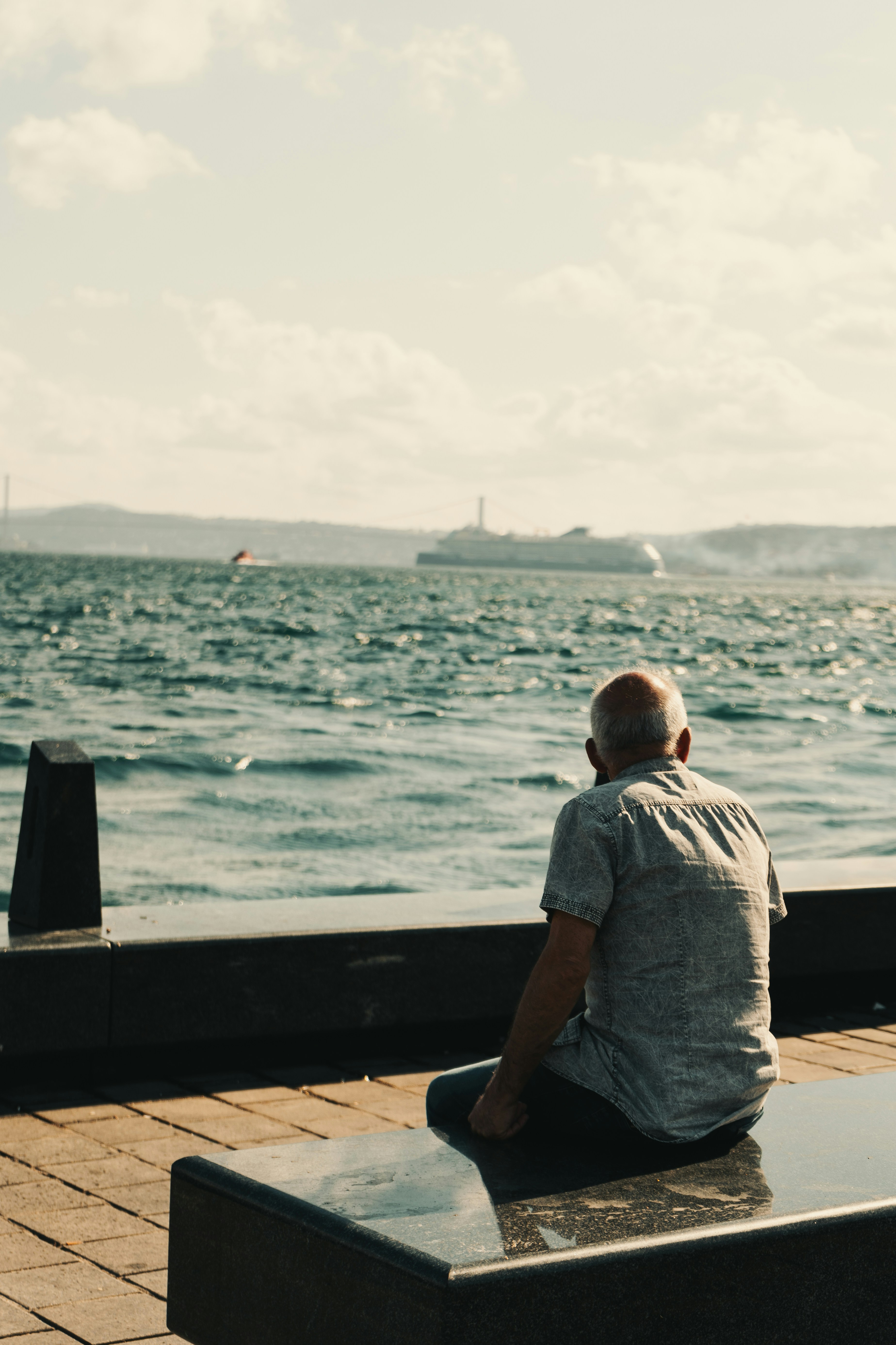 Photo by maxim_klimashin