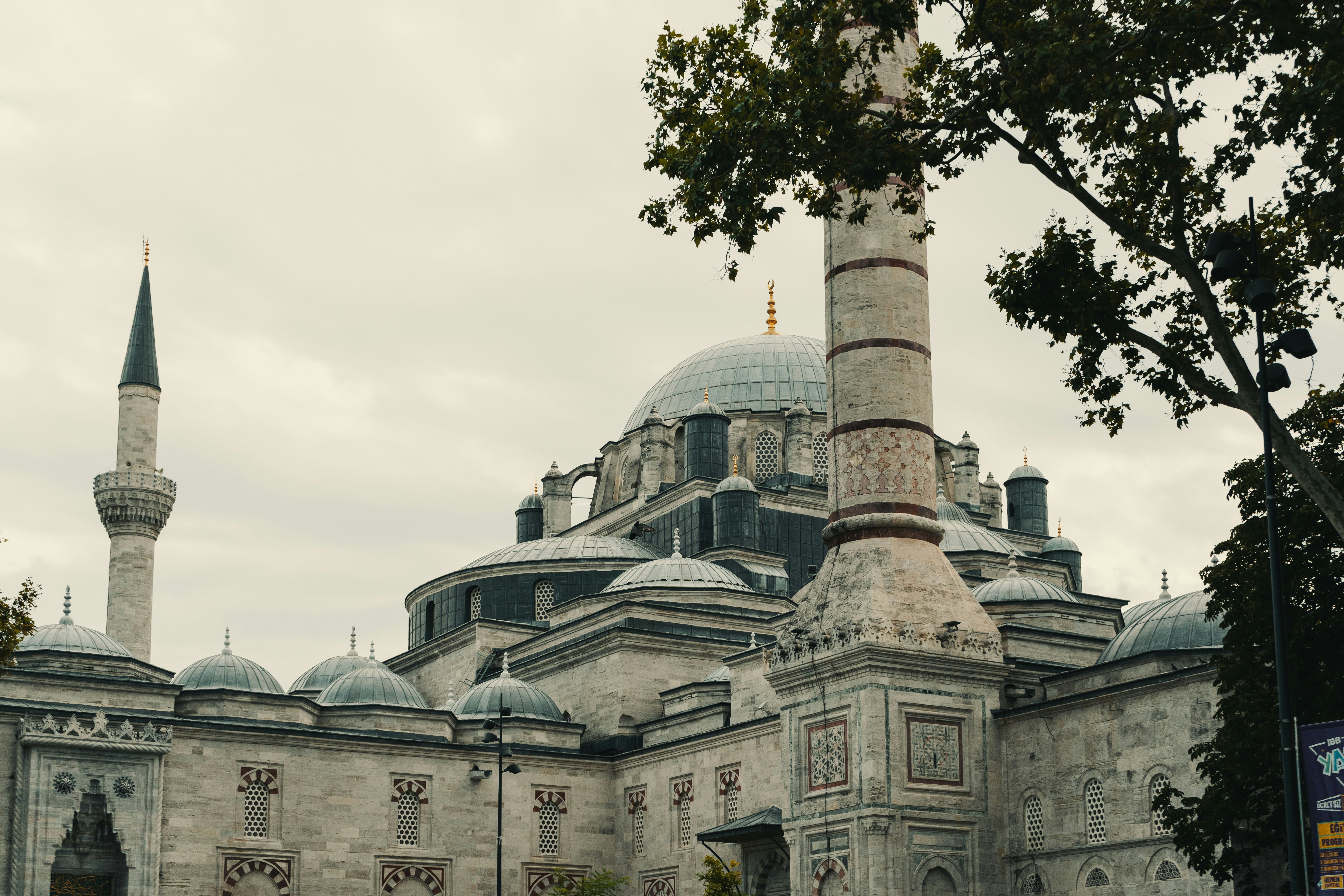 Alaiye Anıtı