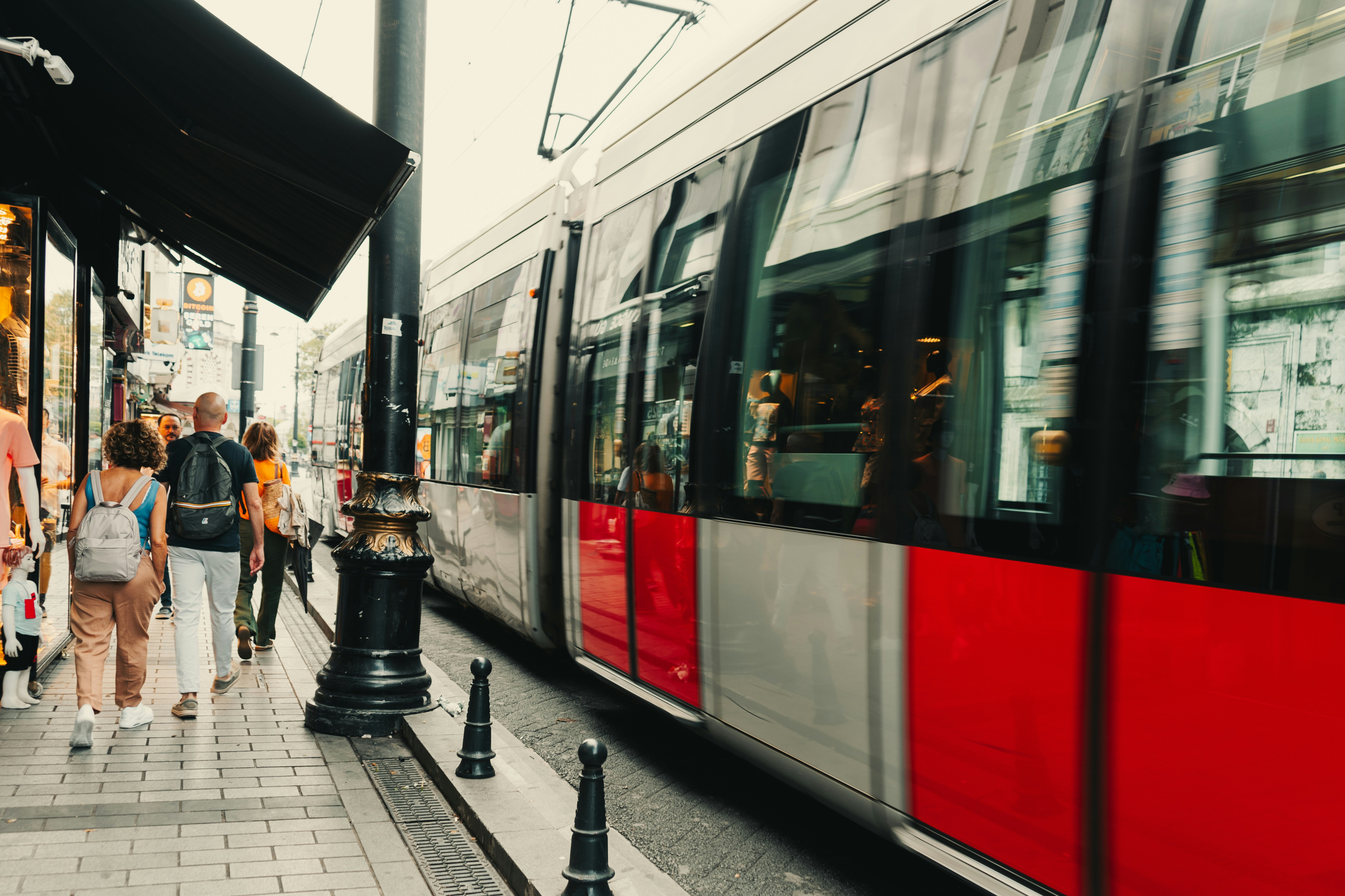 Photo by maxim_klimashin