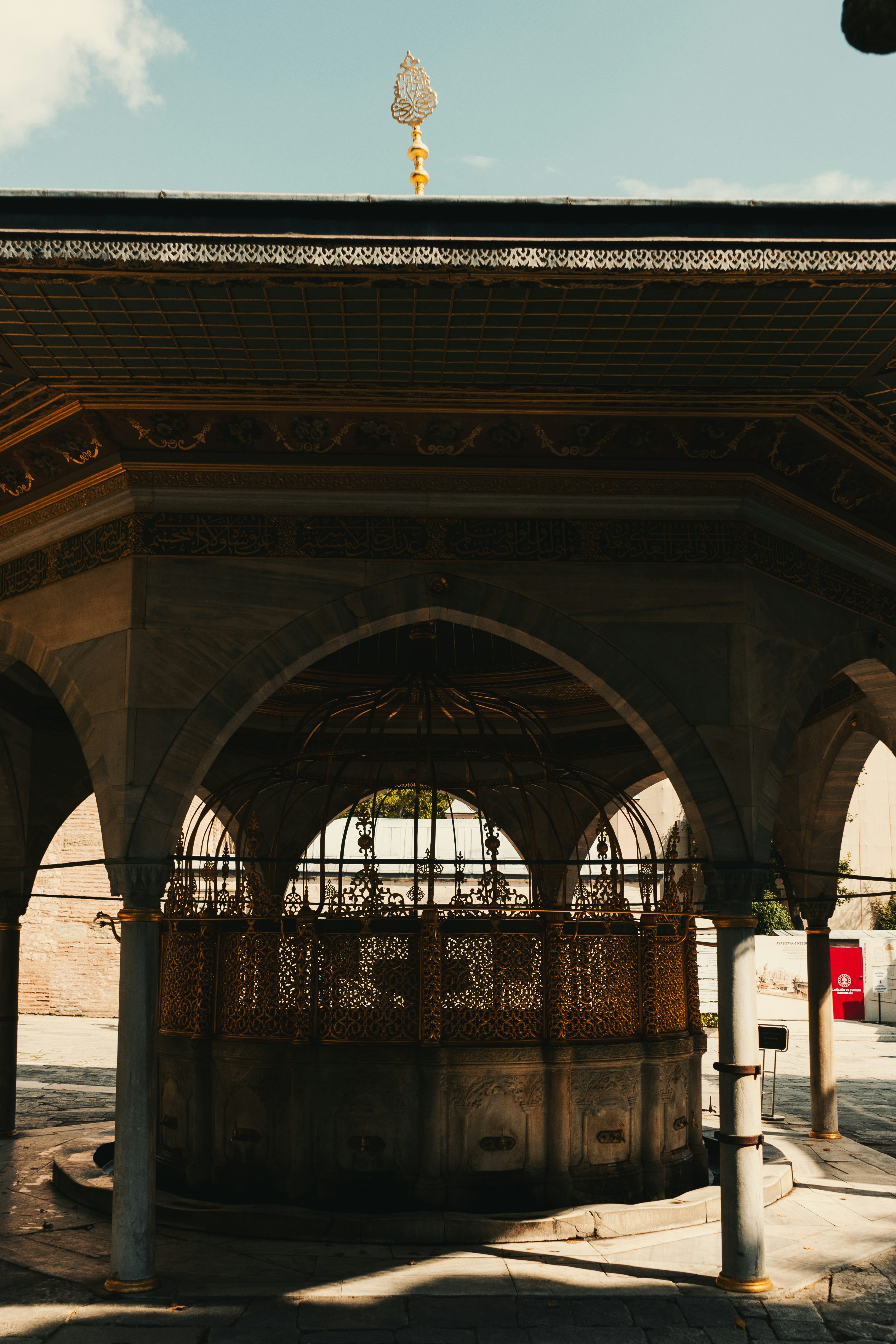 Photo by maxim_klimashin