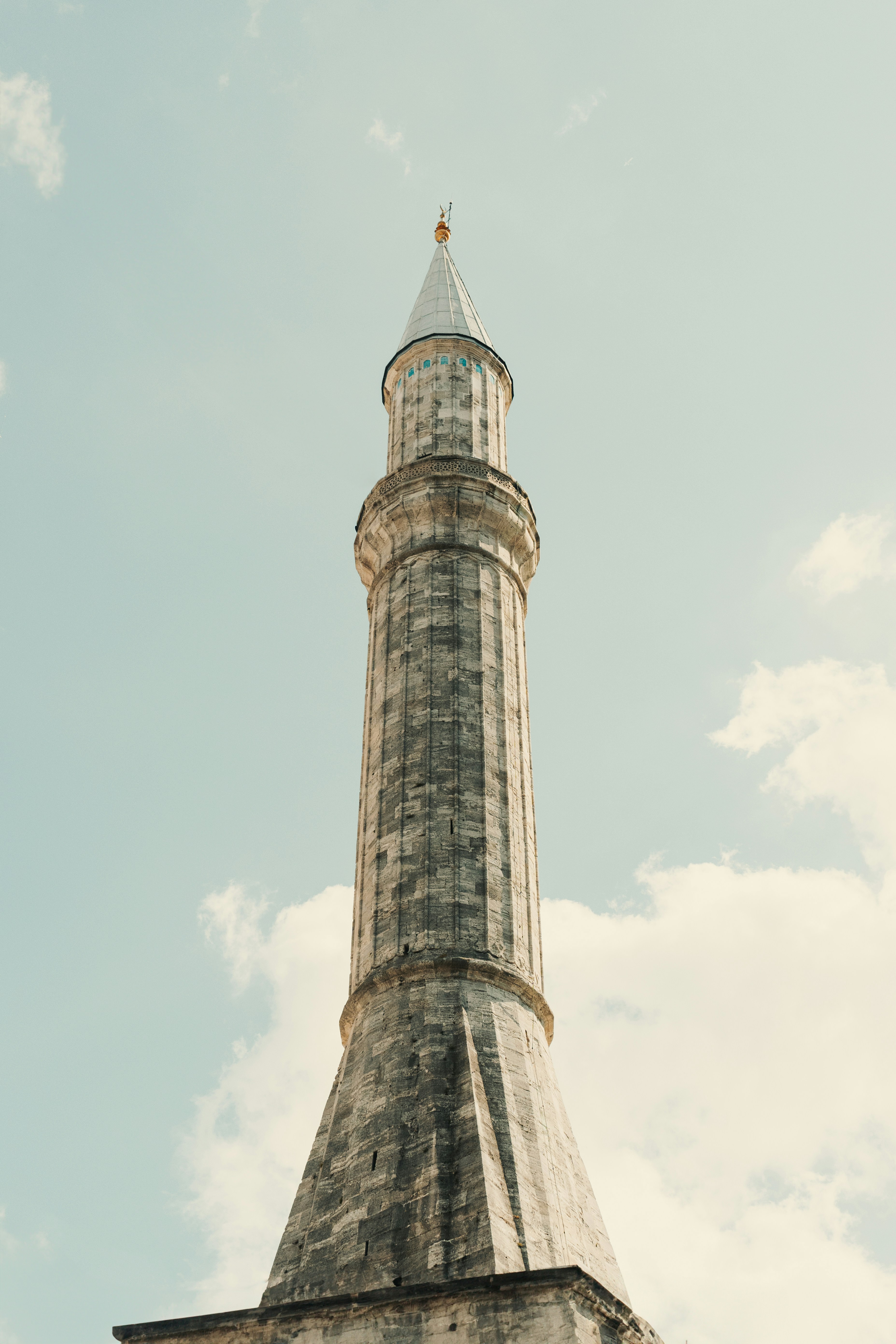 Photo by maxim_klimashin