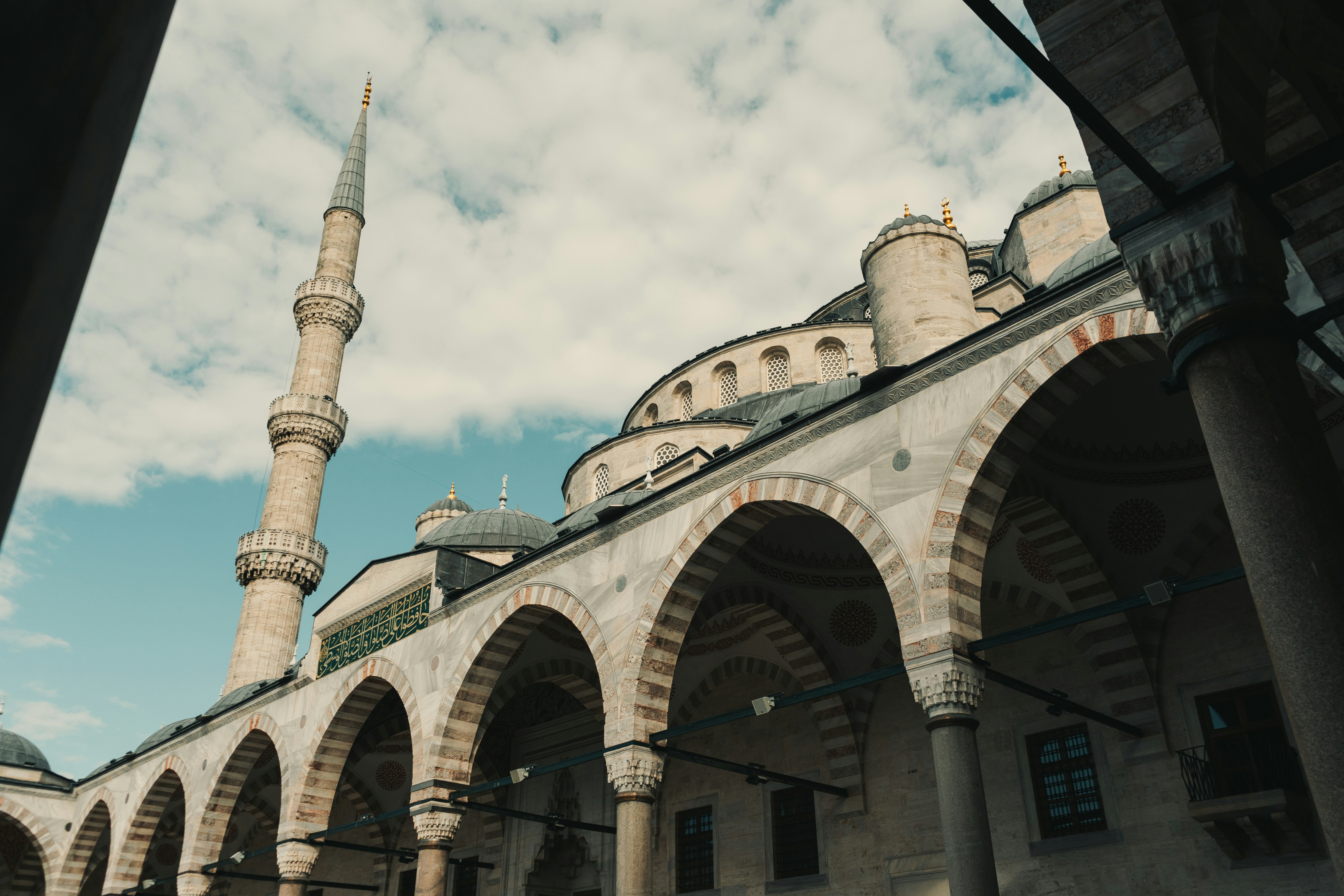 Photo by maxim_klimashin