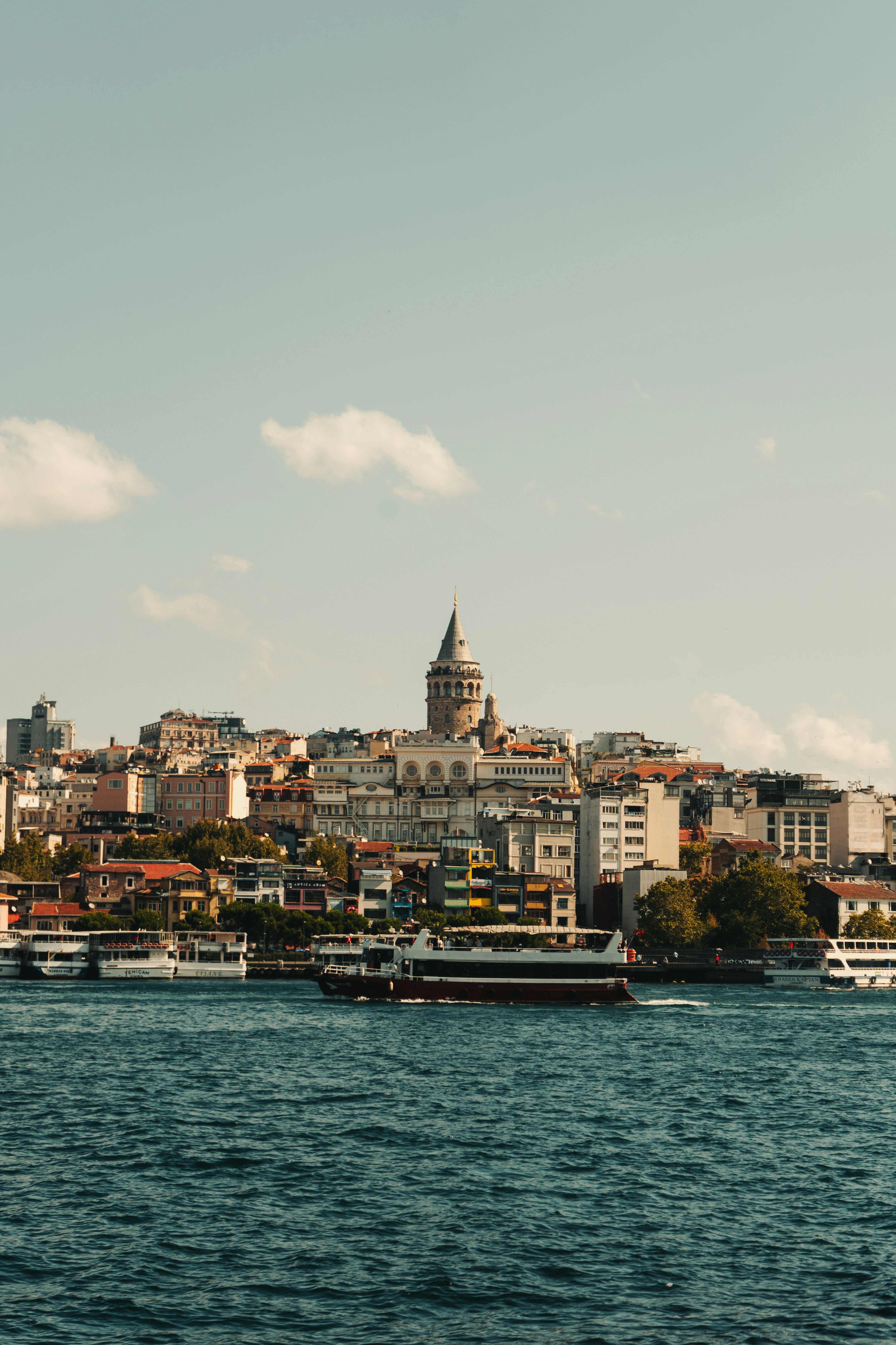 Photo by maxim_klimashin