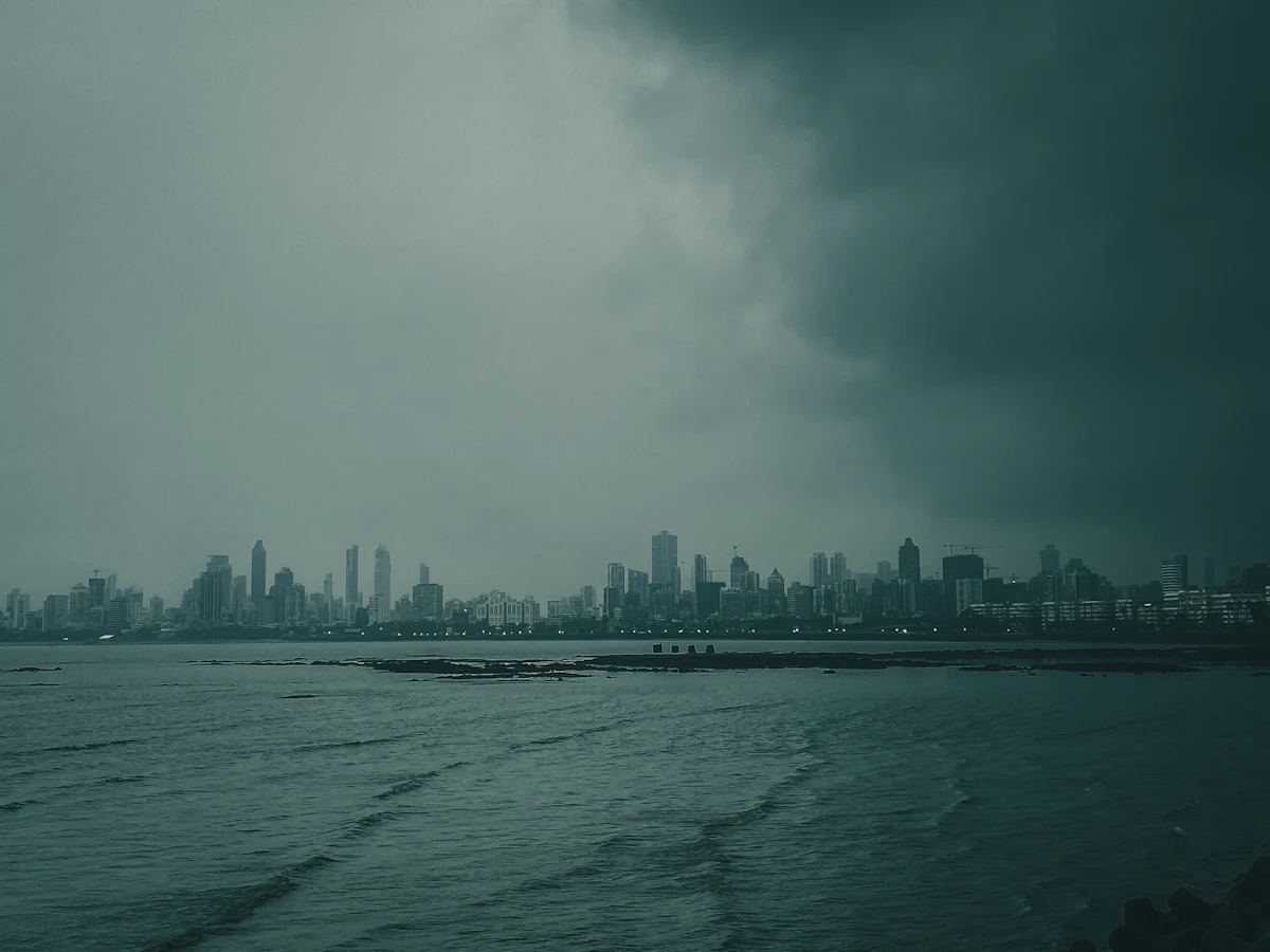 Malabar Hill — panoramic view over Mumbai