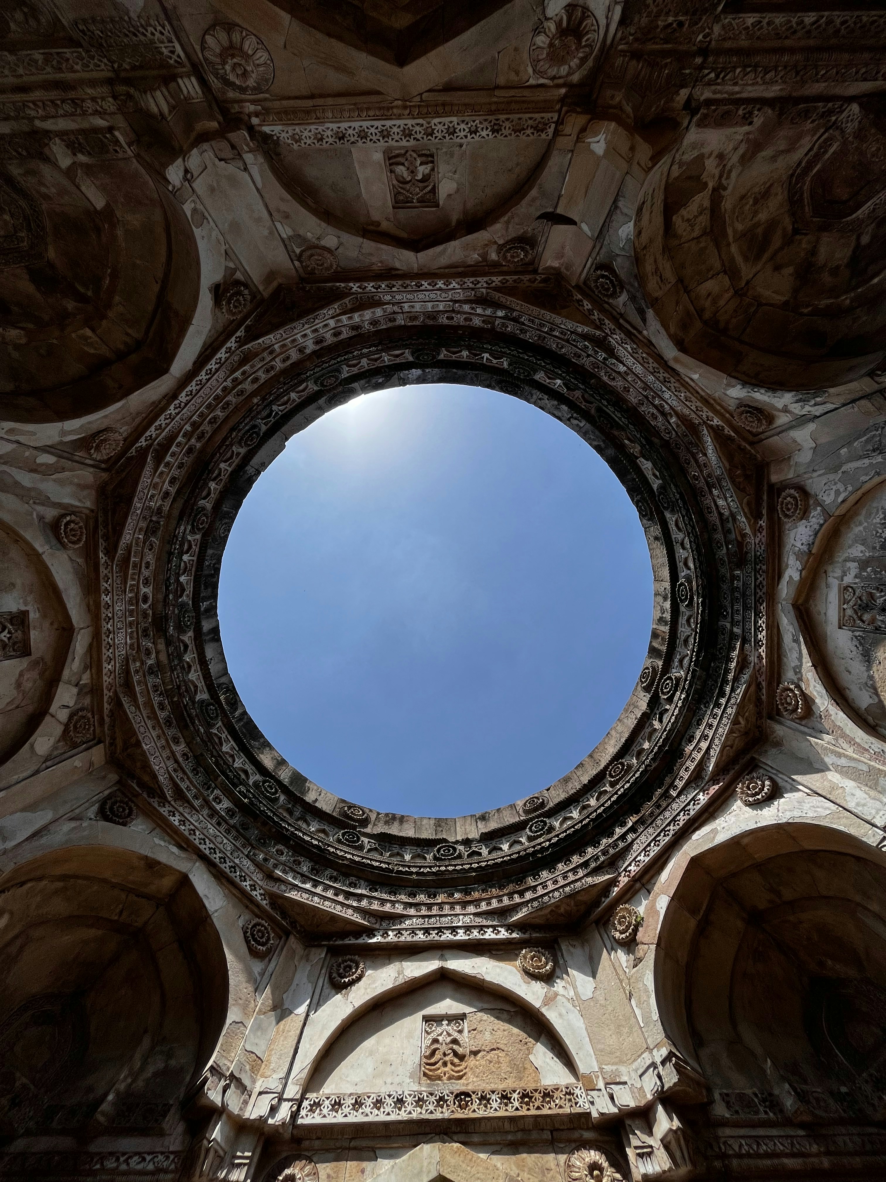 Photo by siyavidiya_