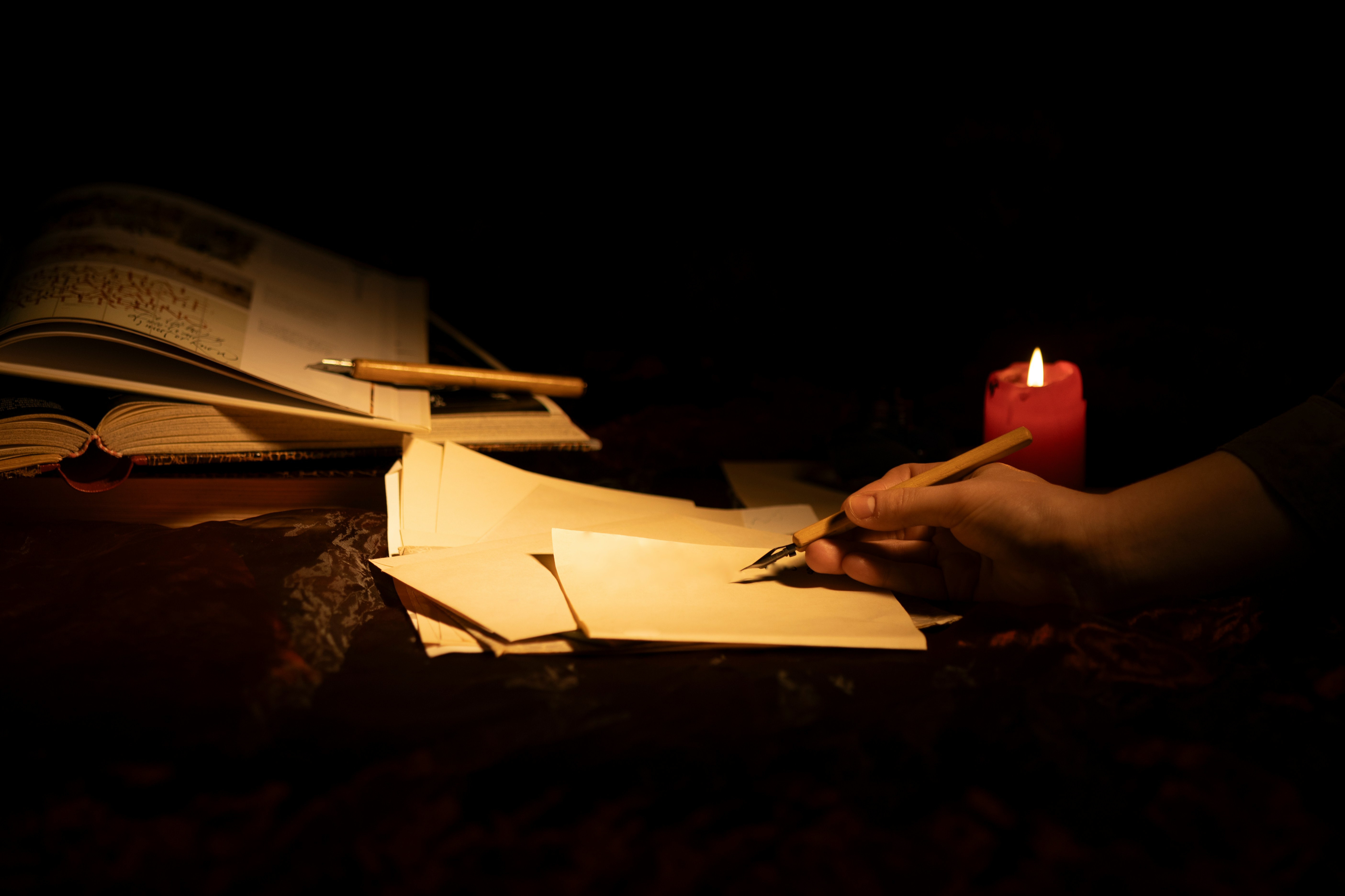 Words of an Unfinished Man: What Leonardo da Vinci's Letters Tell Us About Ambition and the Weight of Perfectionism