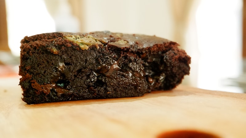Cukormentes receptek: túrós palacsinta, rakott karfiol, fudgy brownie — kalória- és makróértékekkel