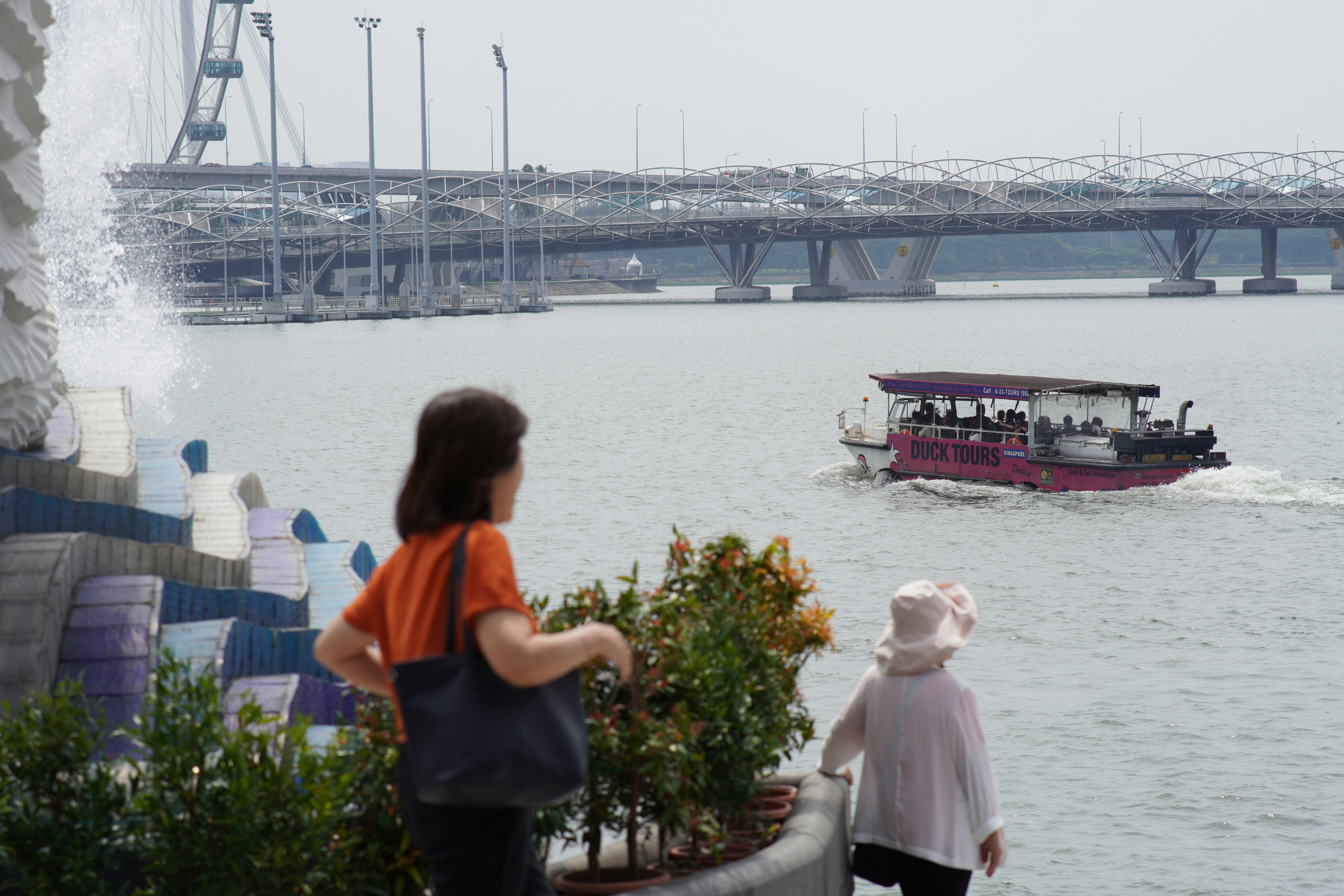 Singapore Chinatown — Buddha Tooth Relic Temple