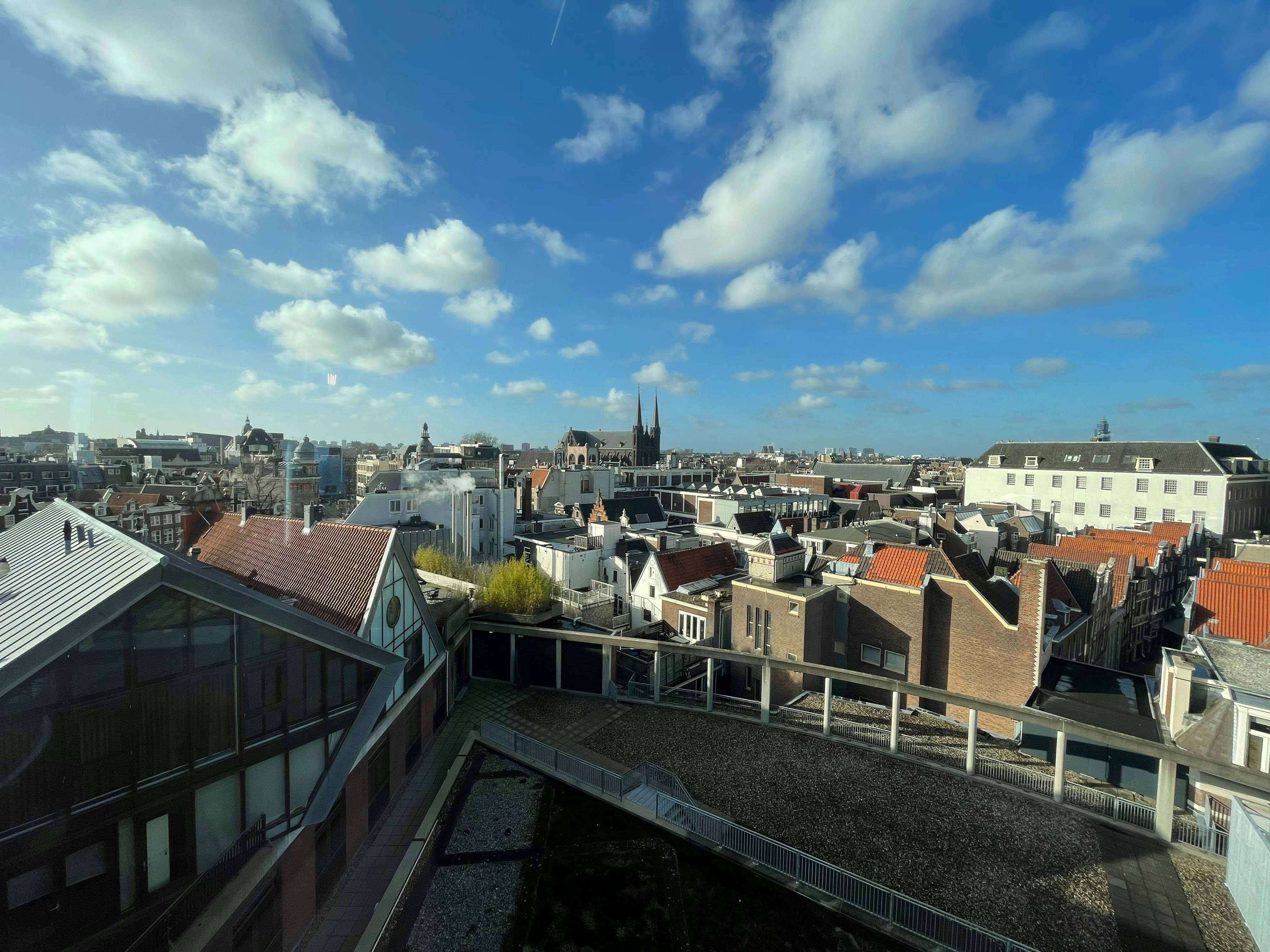 Photo by wimvanteinde