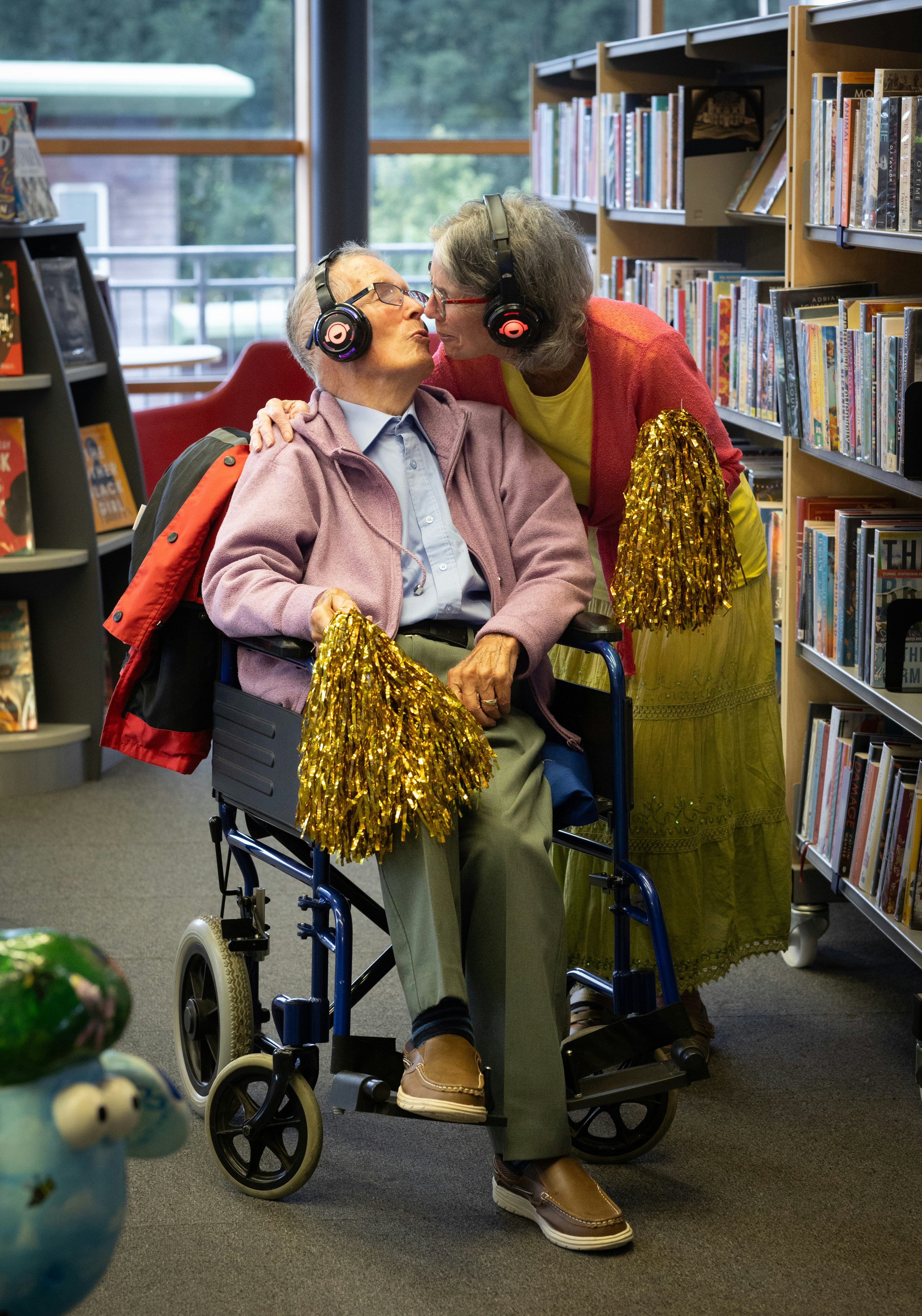Discover Lifelong Learning: Community College Programs for Seniors