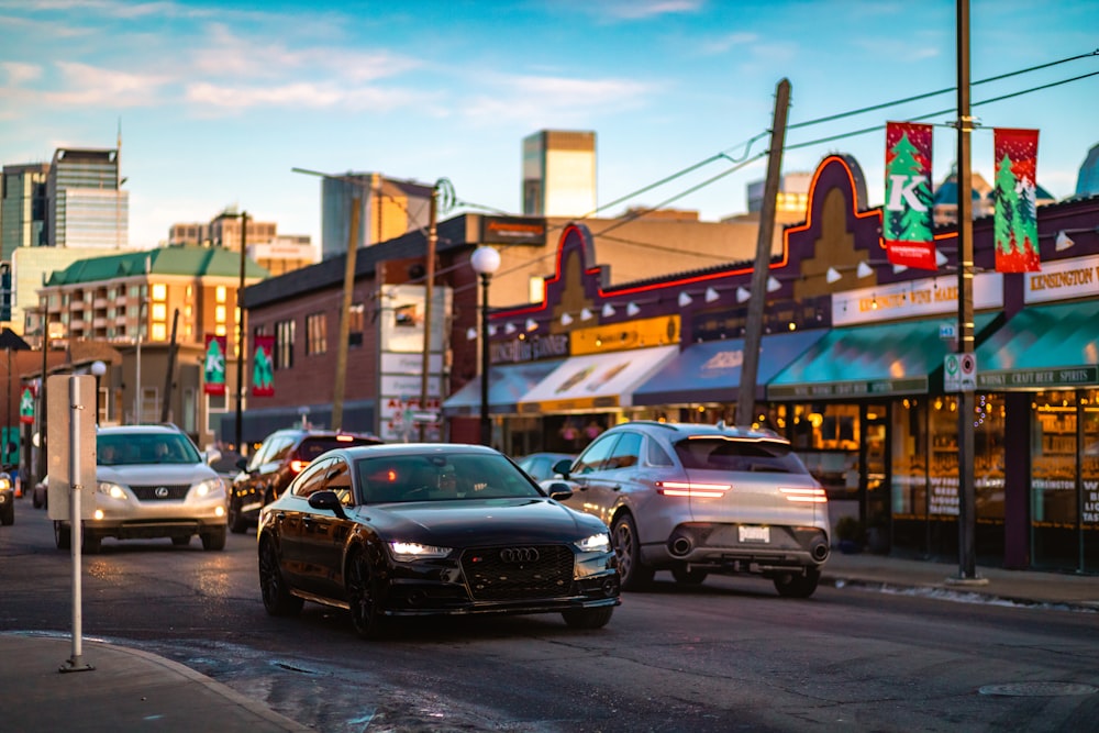 a city street filled with lots of traffic