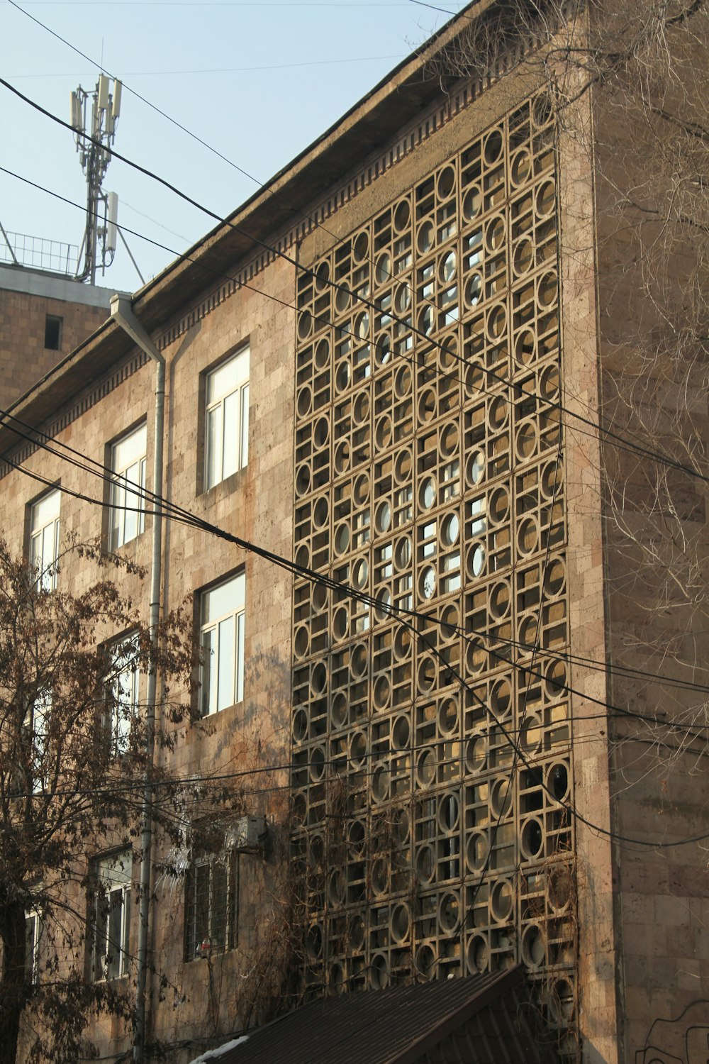 a building with a lot of holes in it