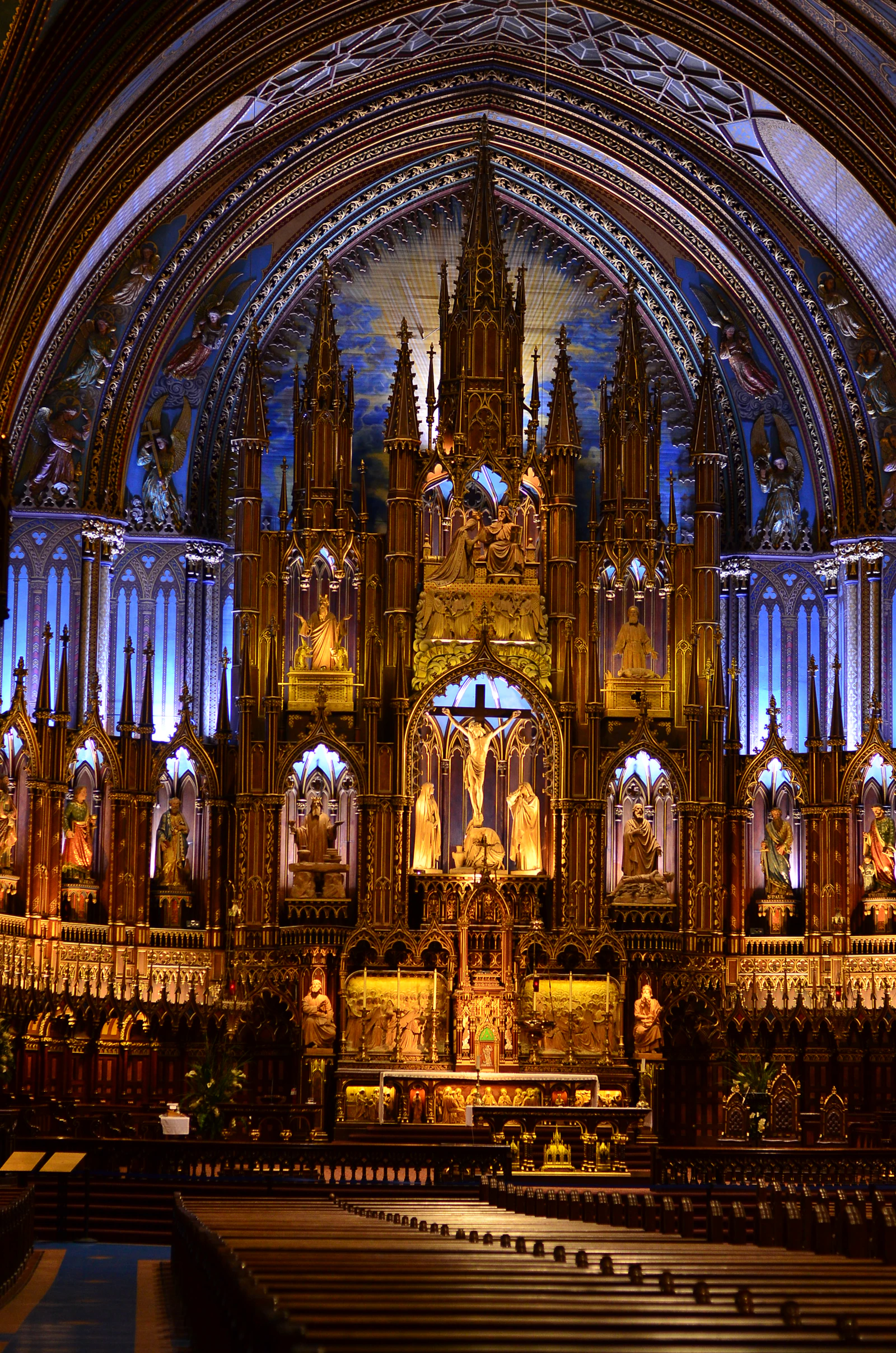 Notre-Dame Basilica of Montréal with its twin towers and clock