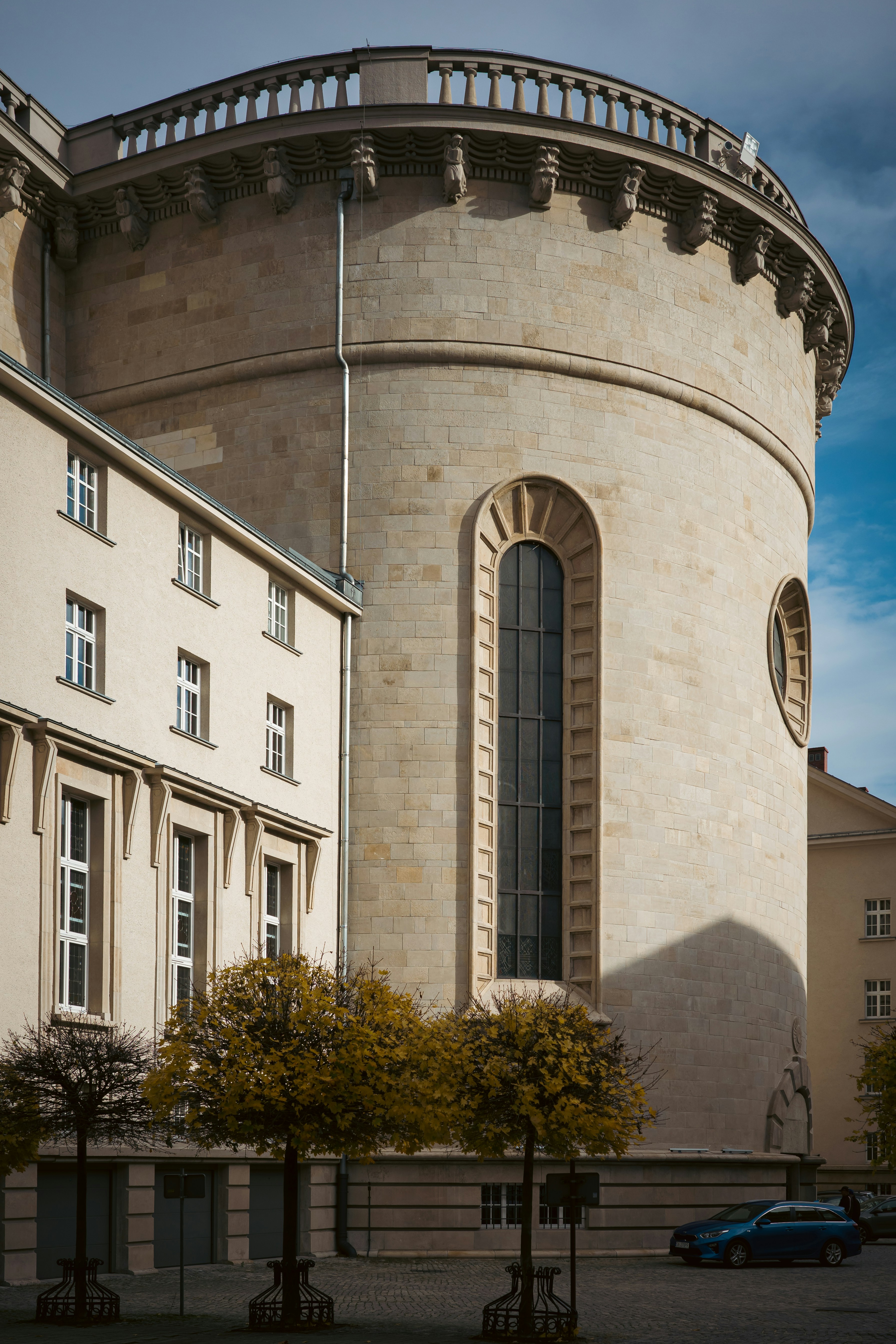 Photo by aleximagine