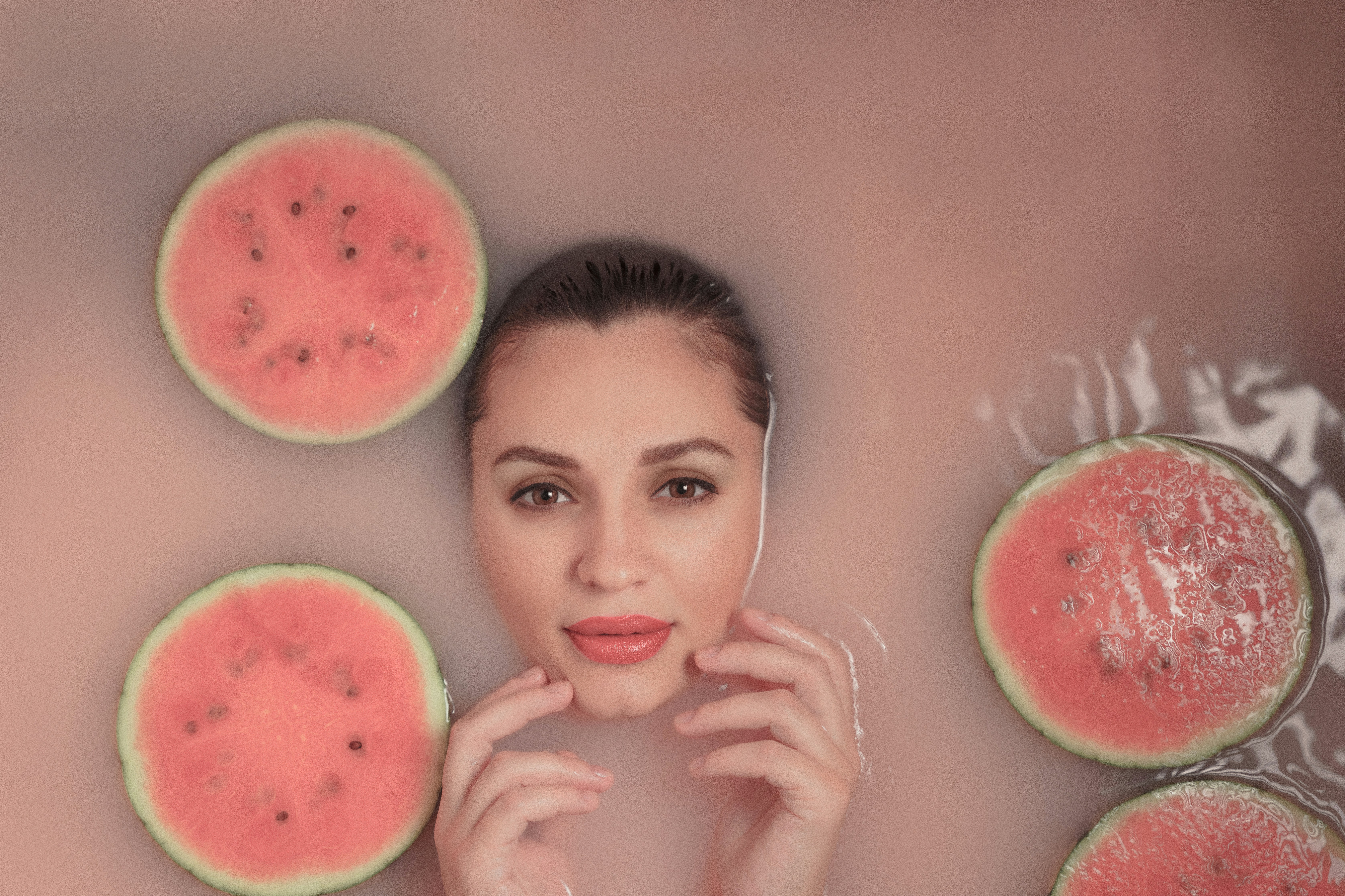 “뜨거운 여름, 내 피부는 괜찮을까?” 흔한 여름 피부질환 6가지 완전 정복