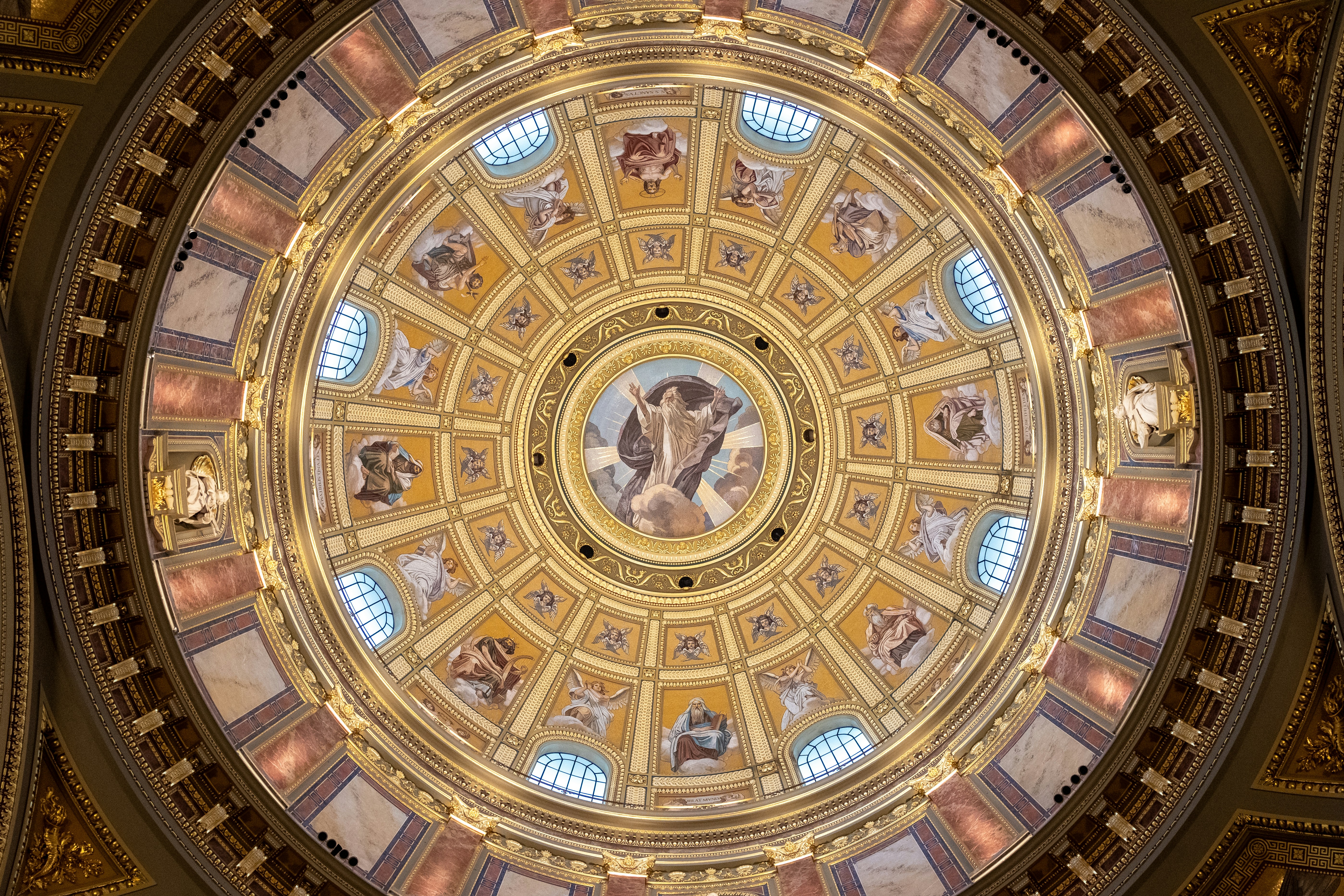 Photo by bernardhermant