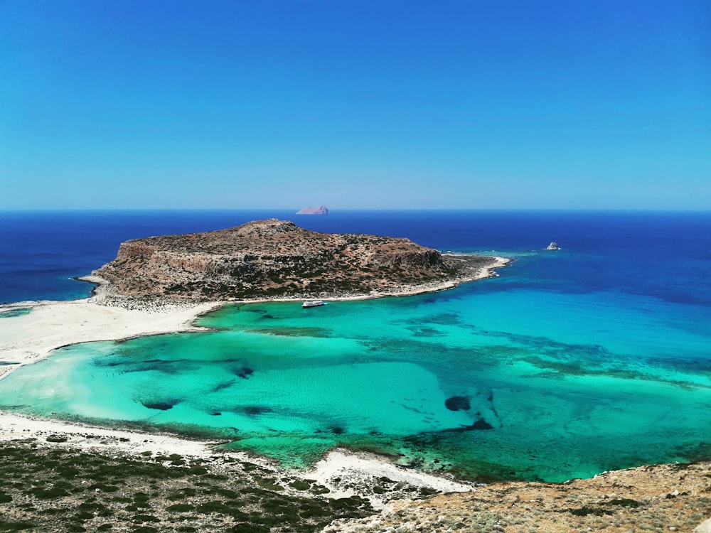 a view of the ocean from a high point of view