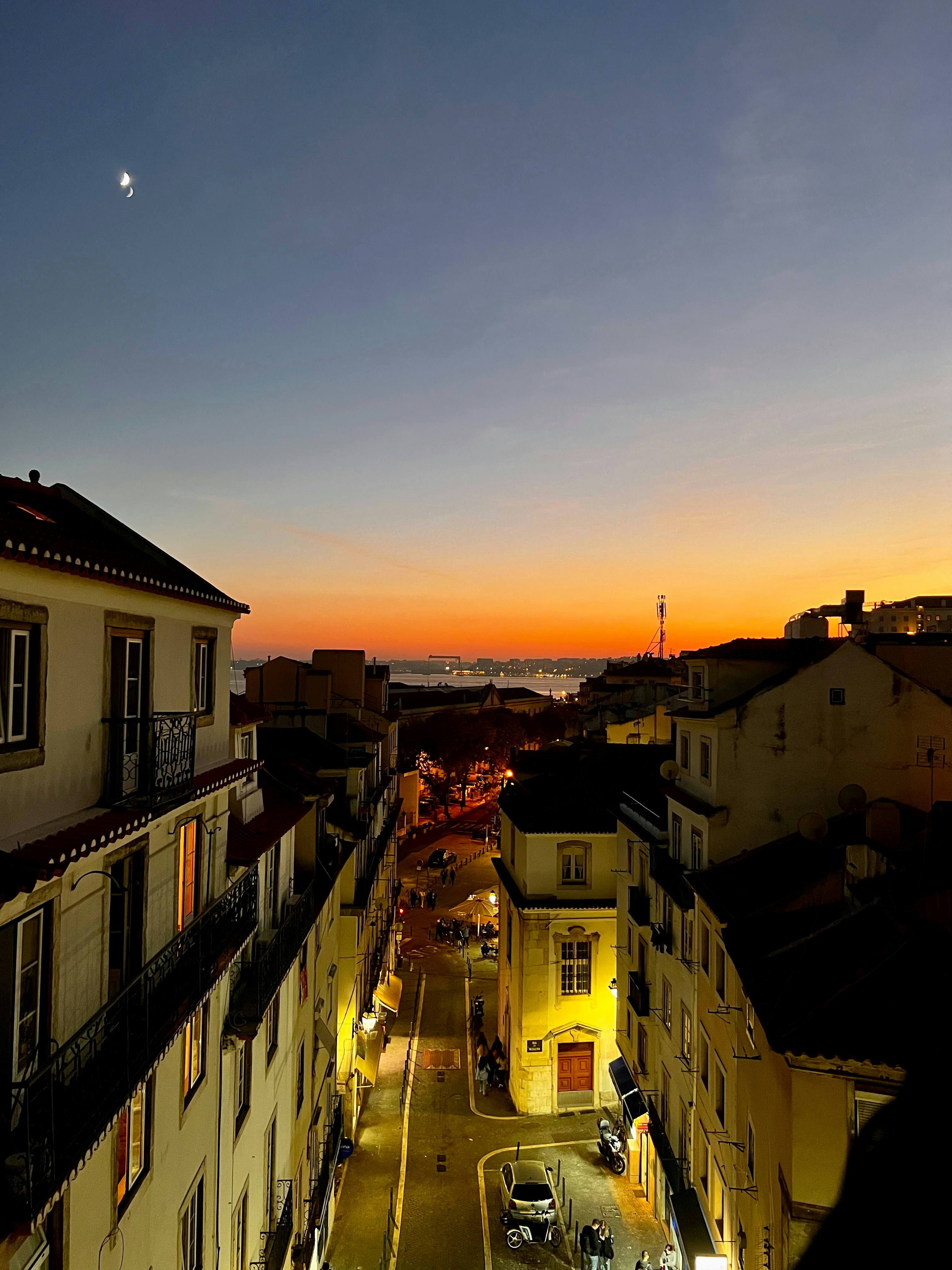 Student Nightlife Around the University Quarter