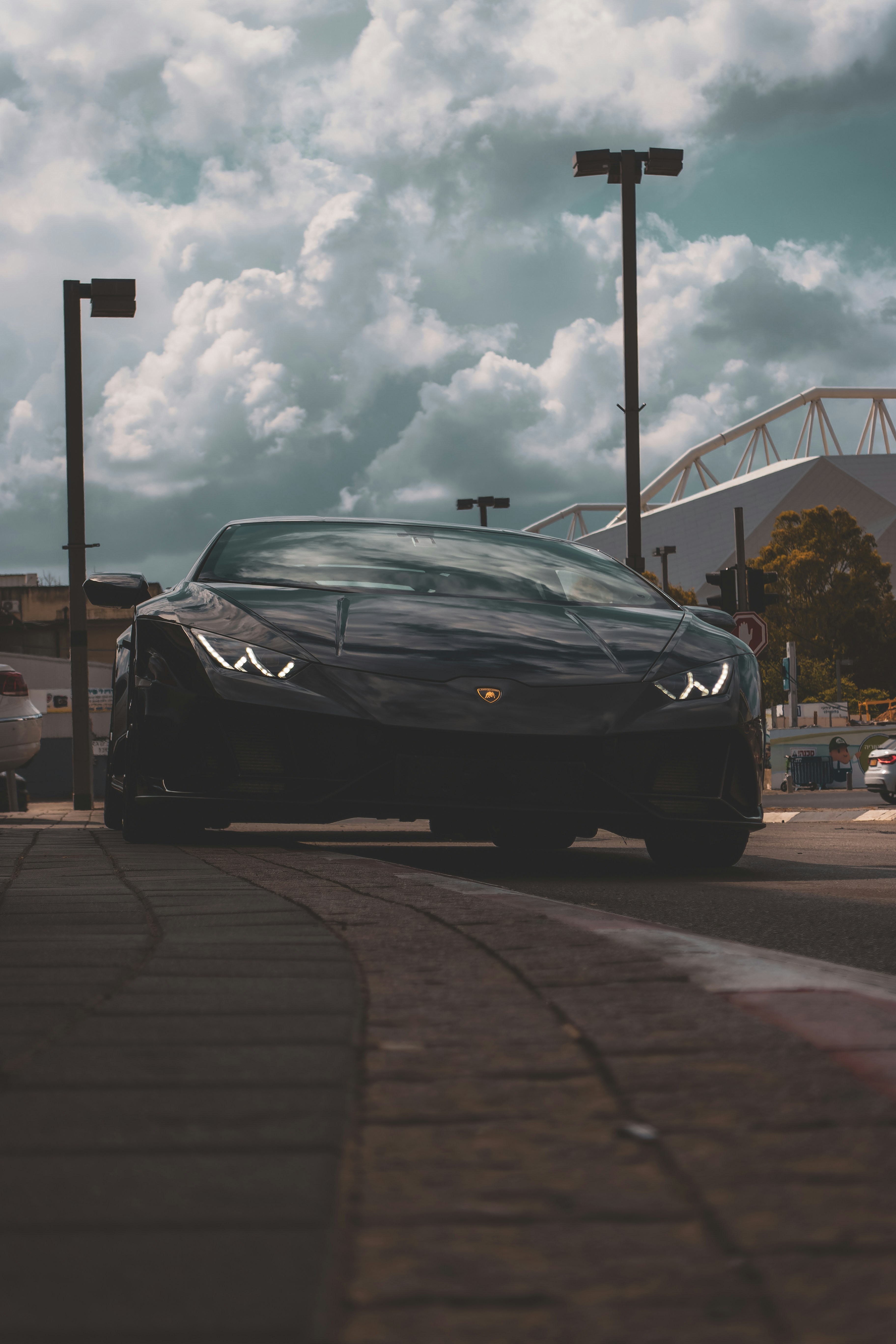 photo-1707340233837-201b410a3271?ixid=M3wxMjA3fDB8MXxzZWFyY2h8MTJ8fHNlbGwlMjBteSUyMGNhciUyMHF1aWNrfGVufDB8fHx8MTc1MTMwODMxN3ww\u0026ixlib=rb-4.1.0