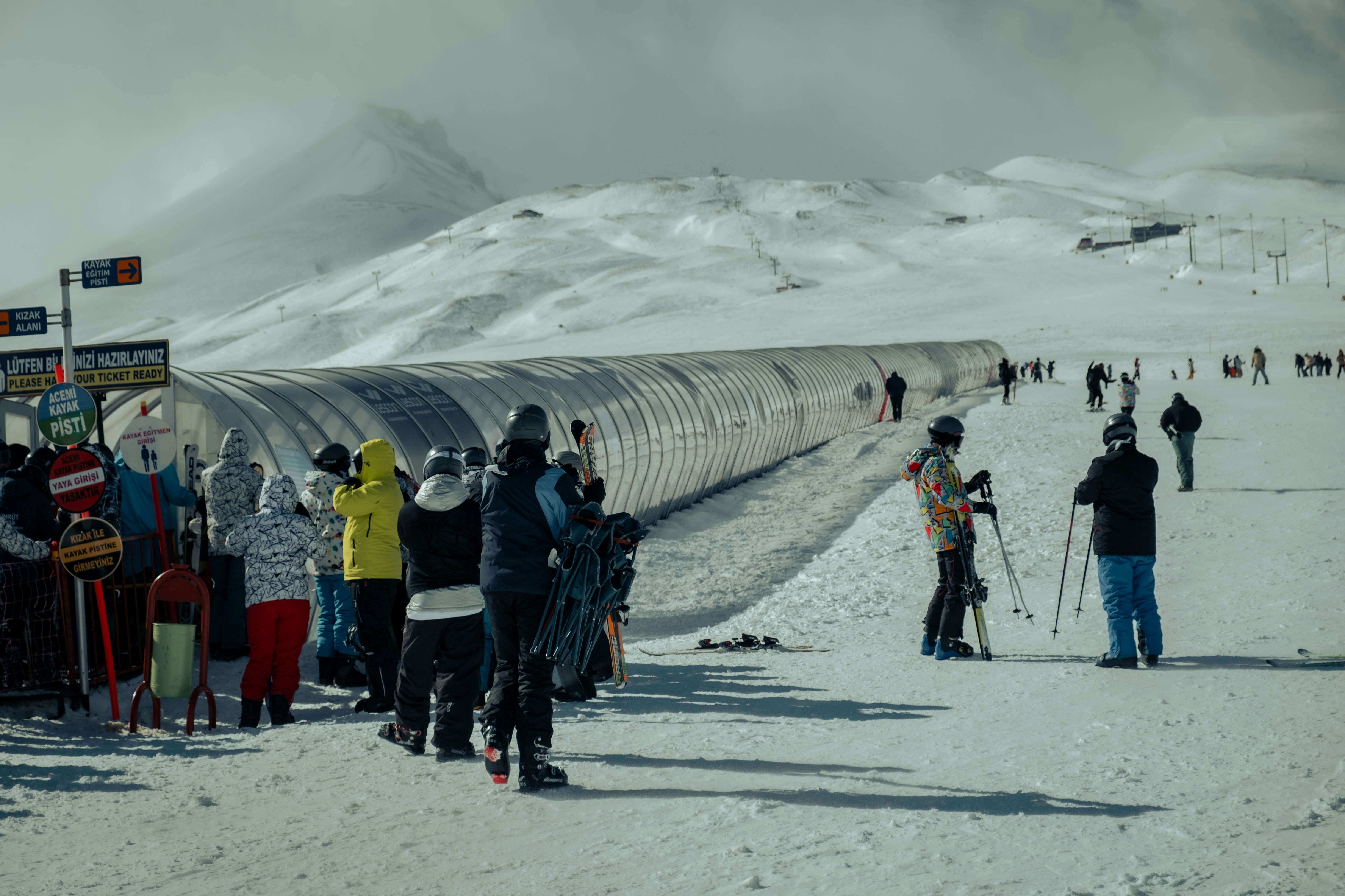 Matsurube Snowland ski resort — Iwate, Japan (3/4)