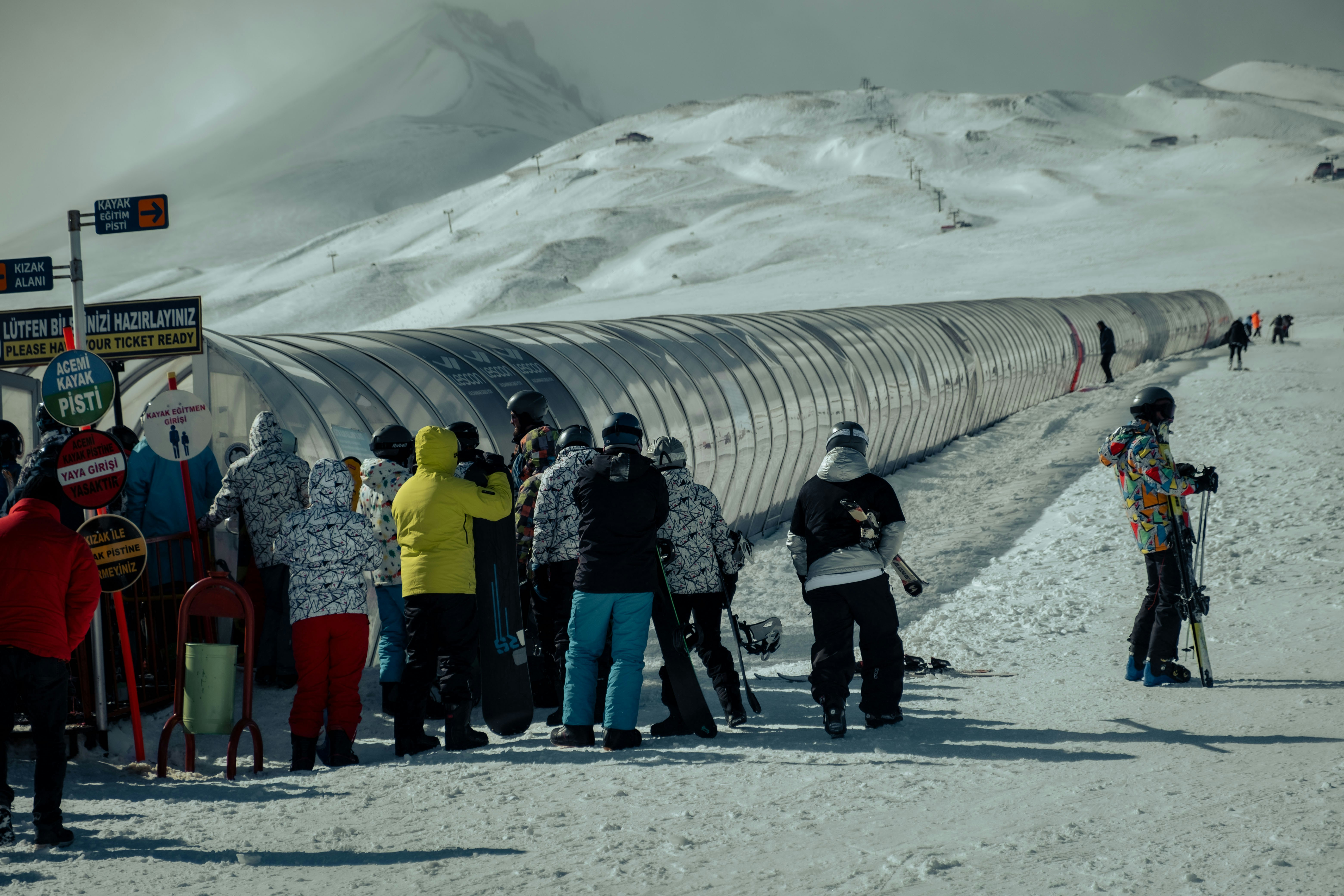 Matsurube Snowland ski resort — Iwate, Japan (2/4)