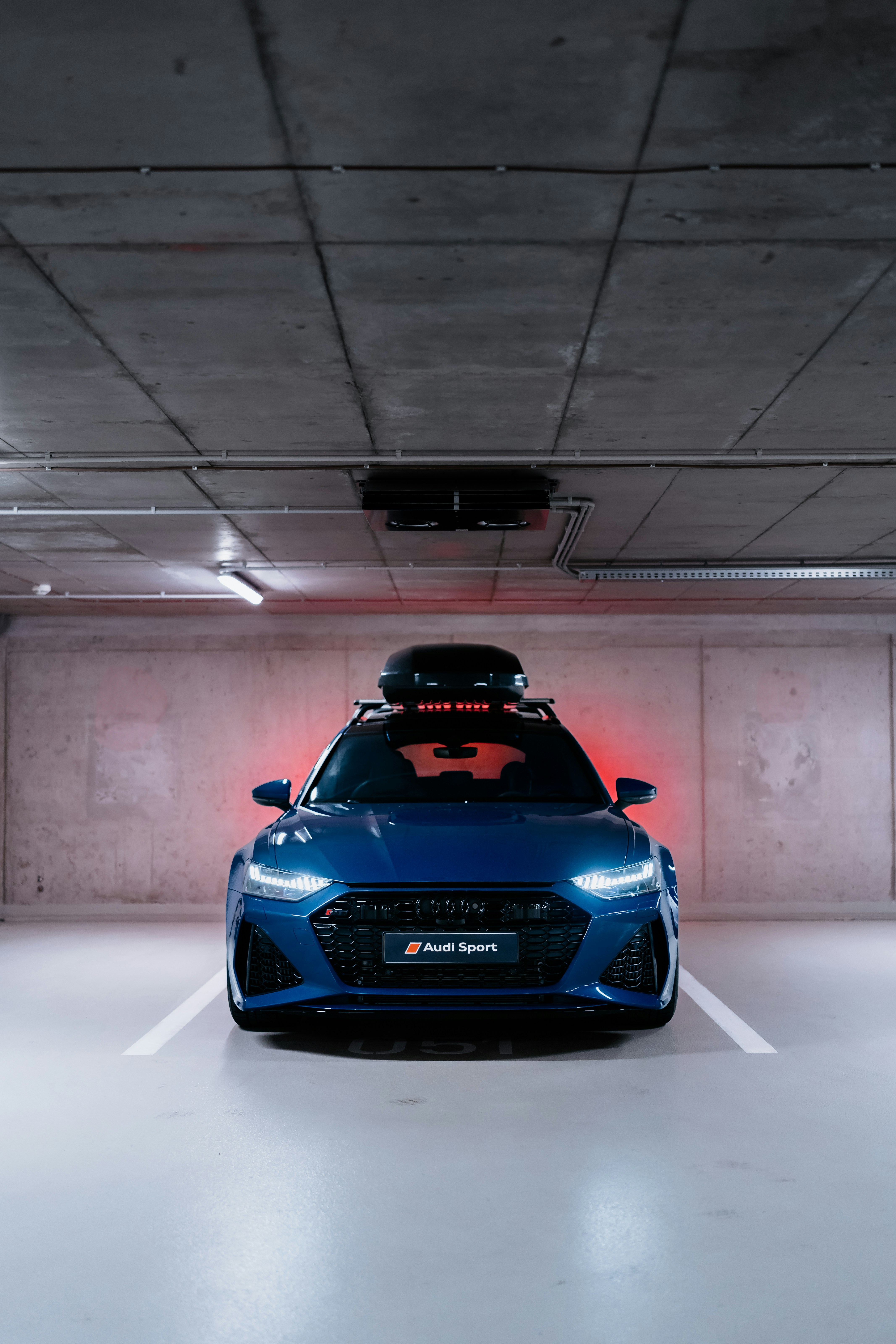 Photo by martinkatler