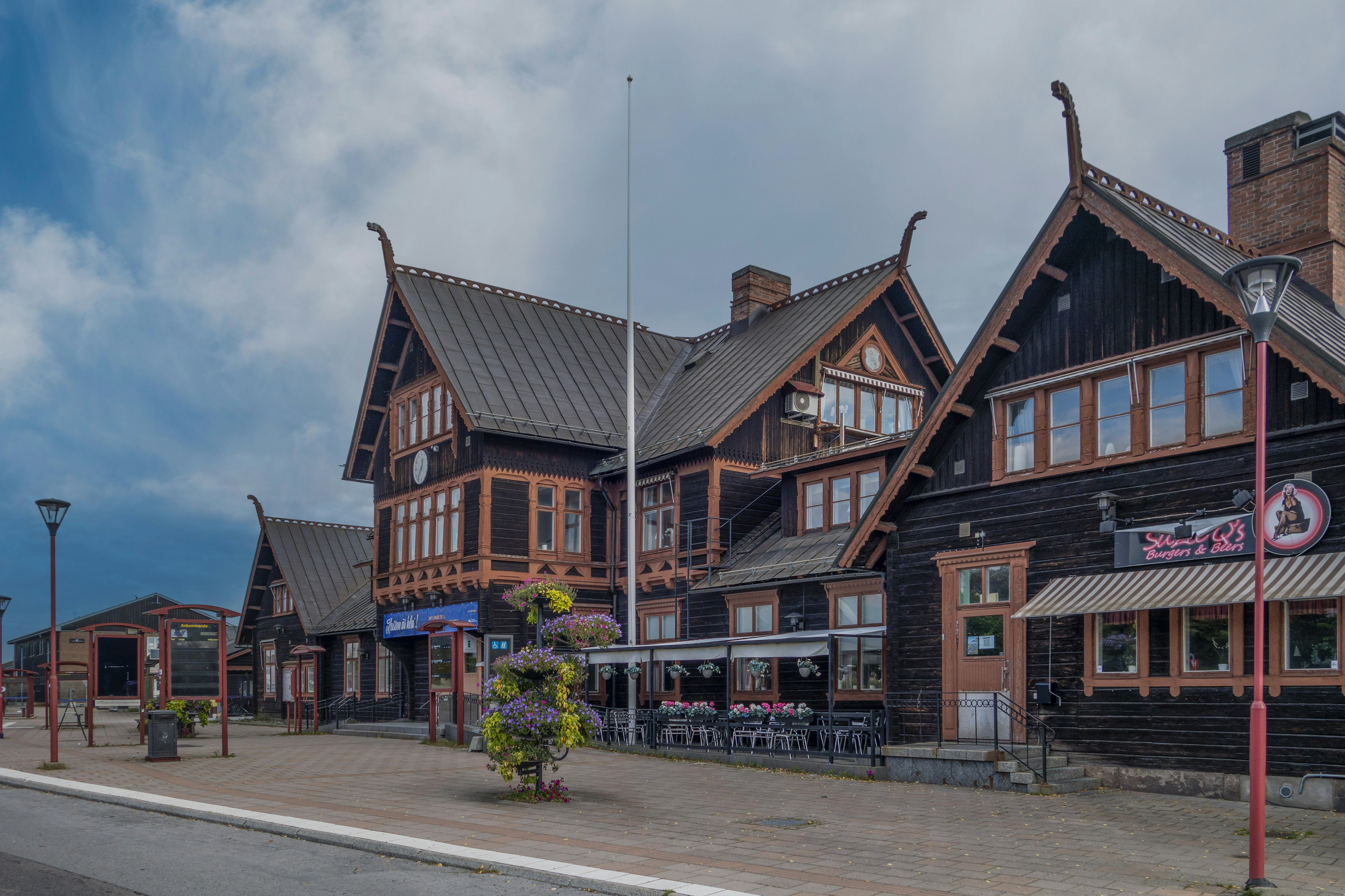 Edelweiss Motel