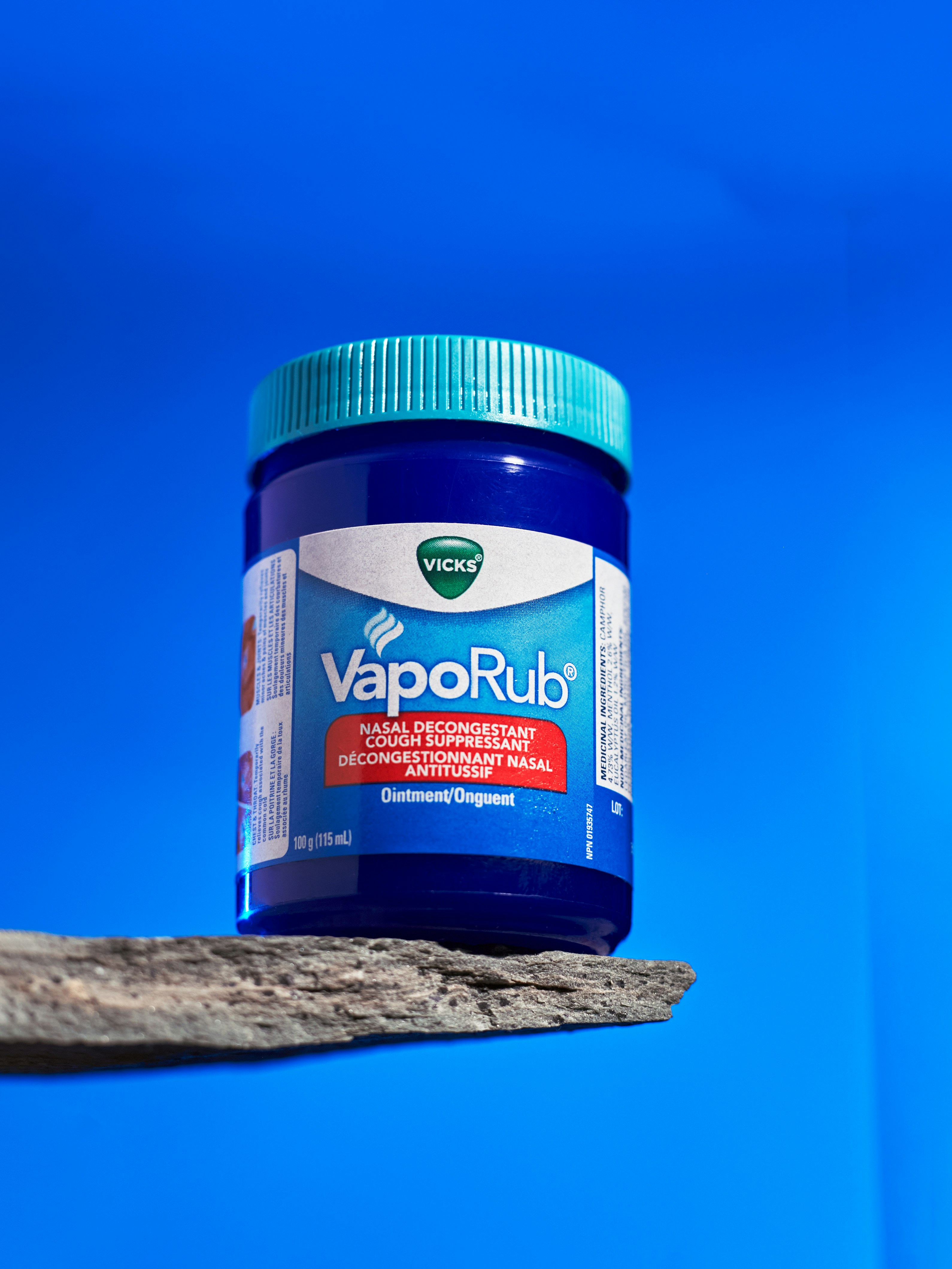 Vicks VapoRub decongestant ointment 5ml small jar