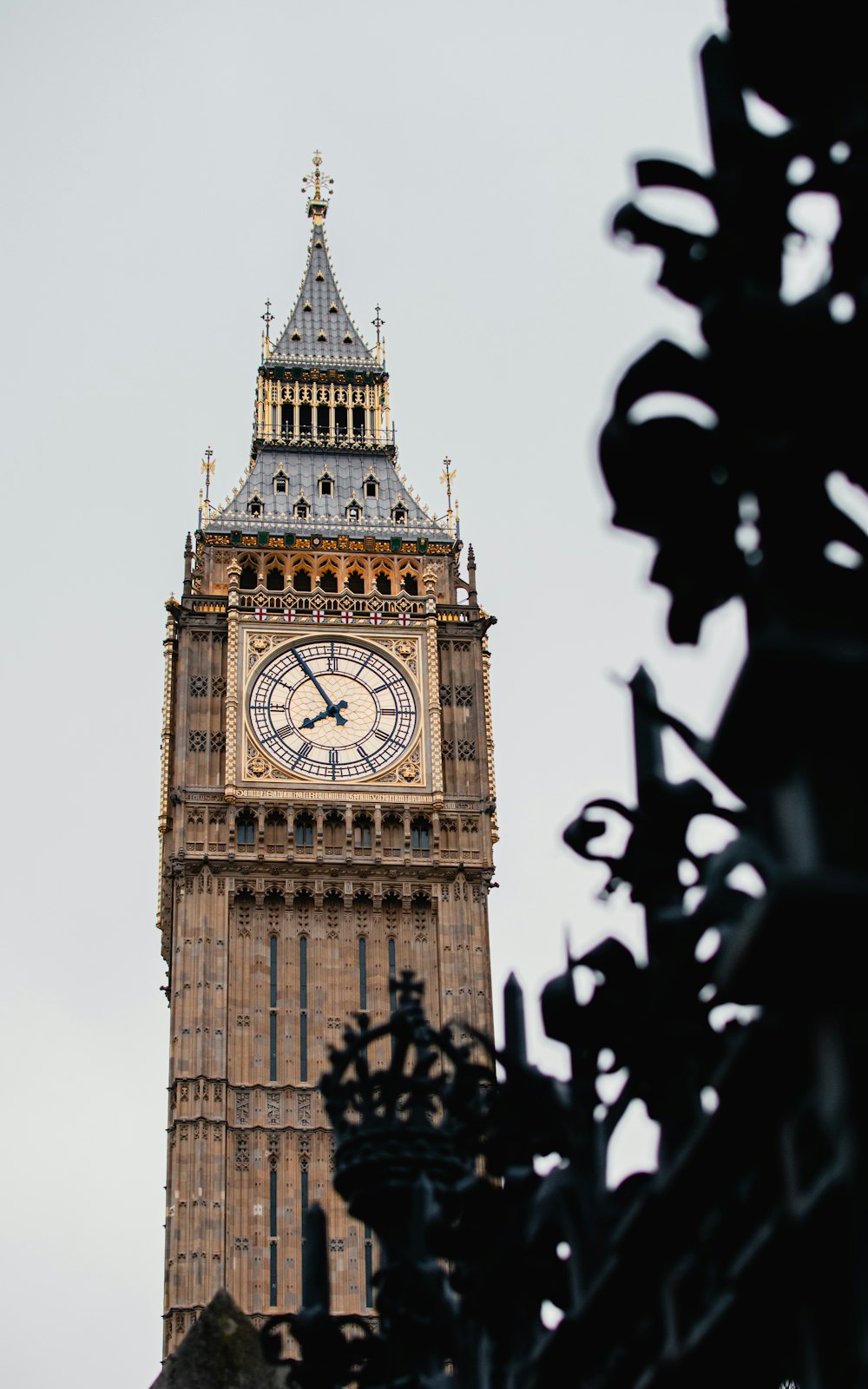 the big ben clock tower towering over the city of london