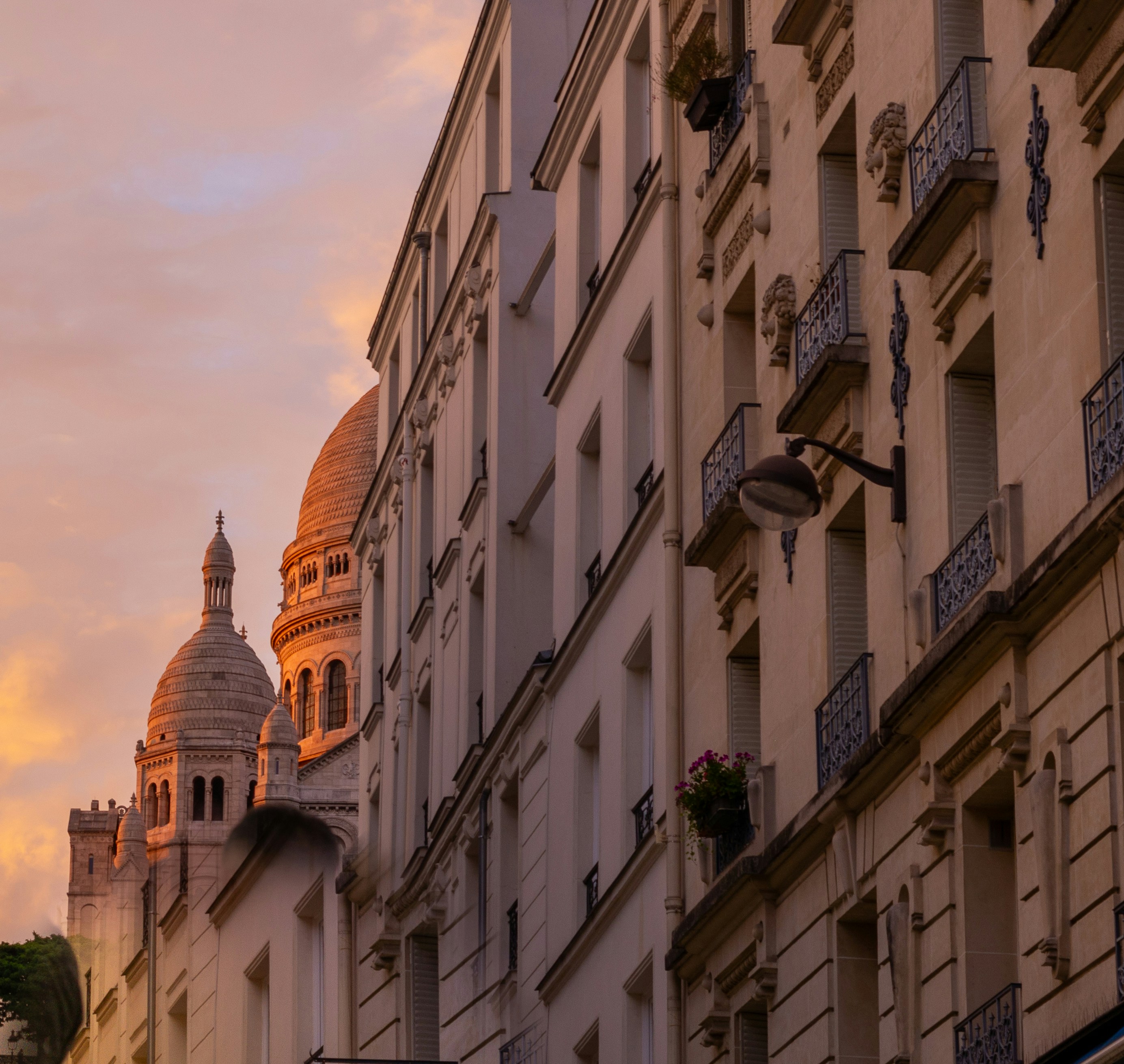Sacre Coeur Cathedral photo 2