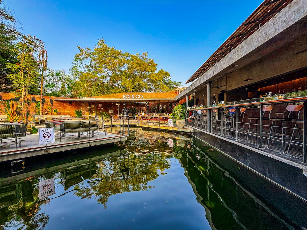 a restaurant next to a body of water