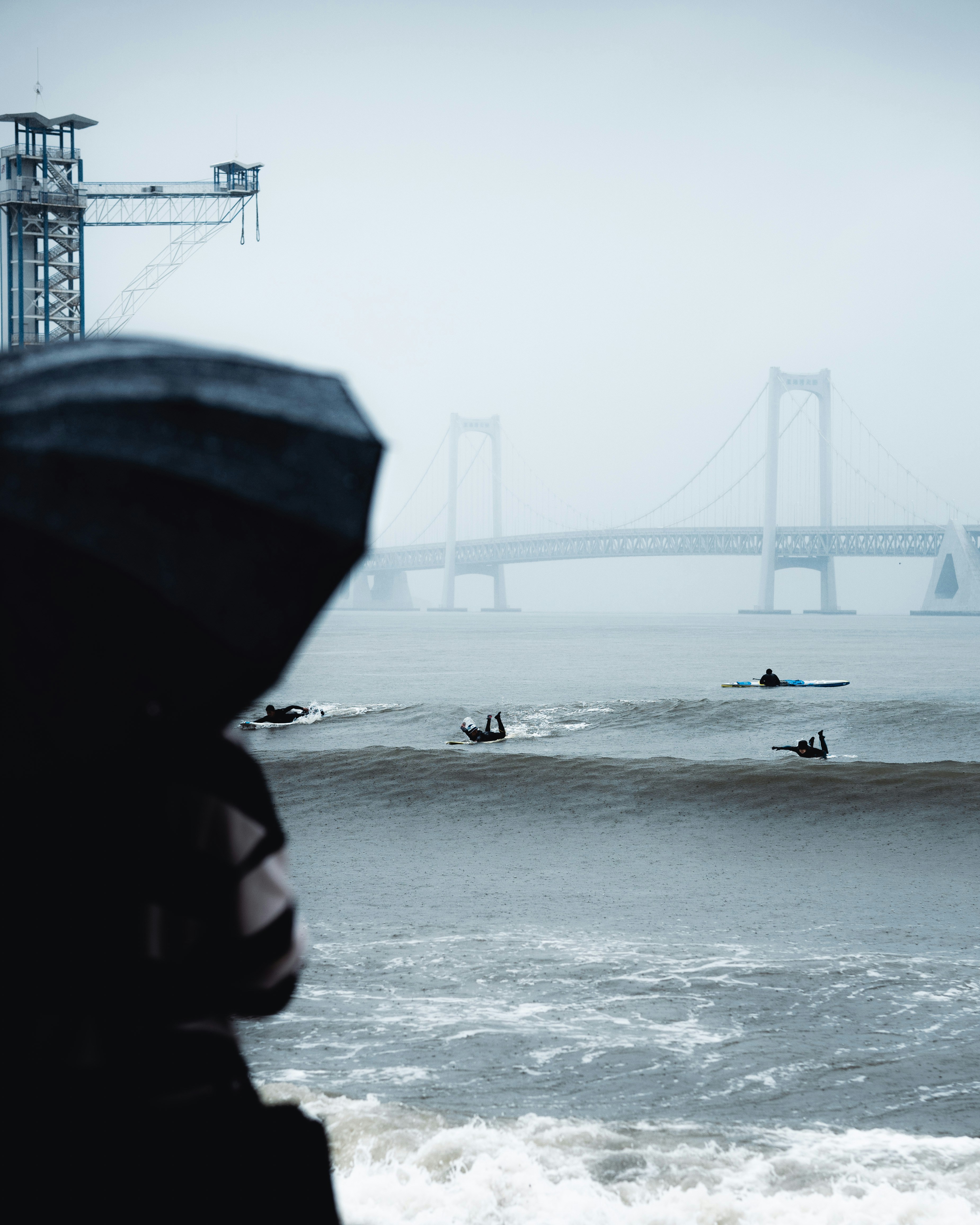 The Column Paradox: Why Skinny Supports Can Hold More Than Fat Ones