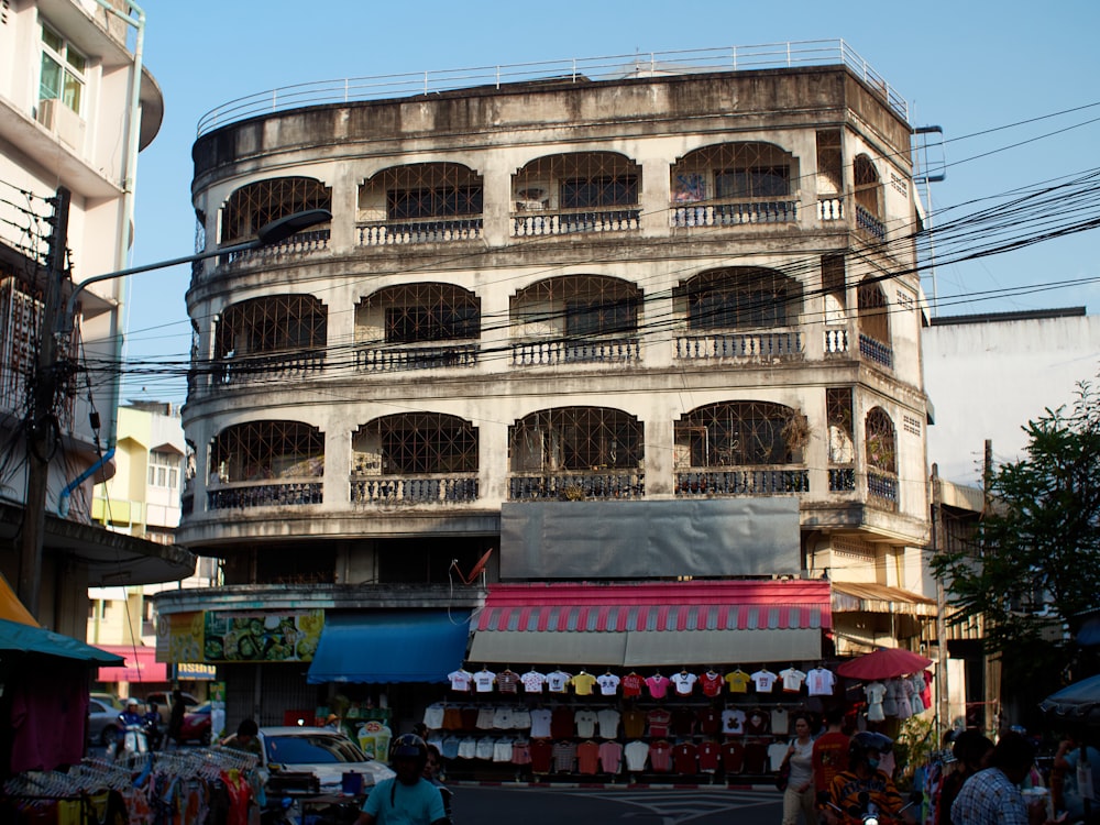 a large building with many balconies on top of it