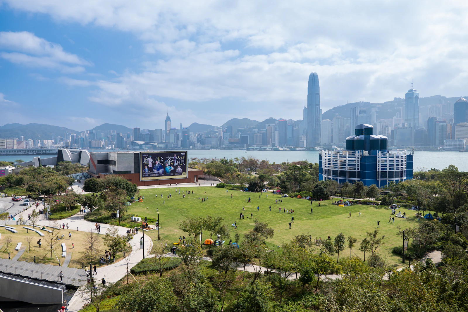 Photo · Jason Yuen / Unsplash